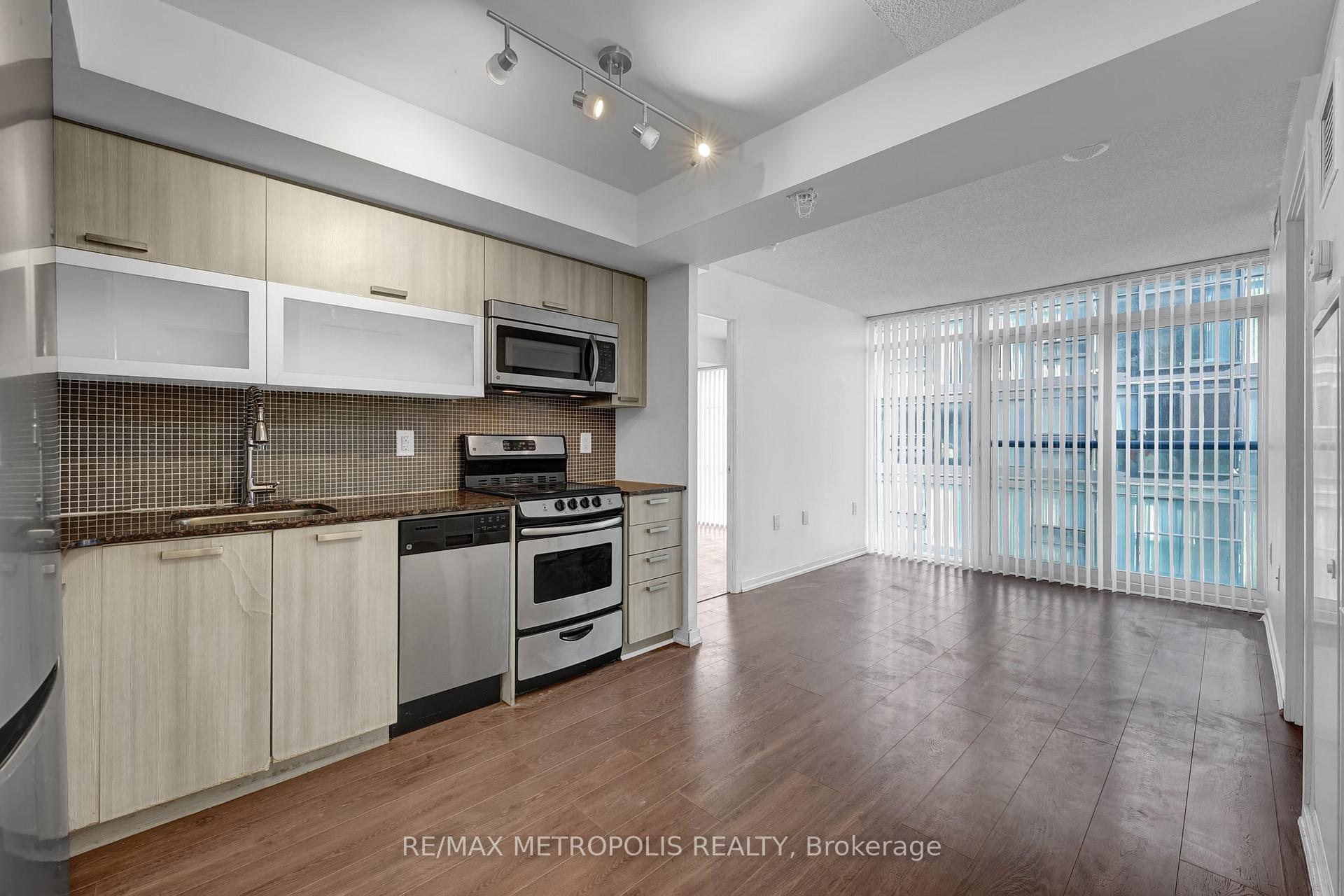 Photo 7 of Unit 1902W, 36 Lisgar Street, Toronto, Little Portugal — HOMEH