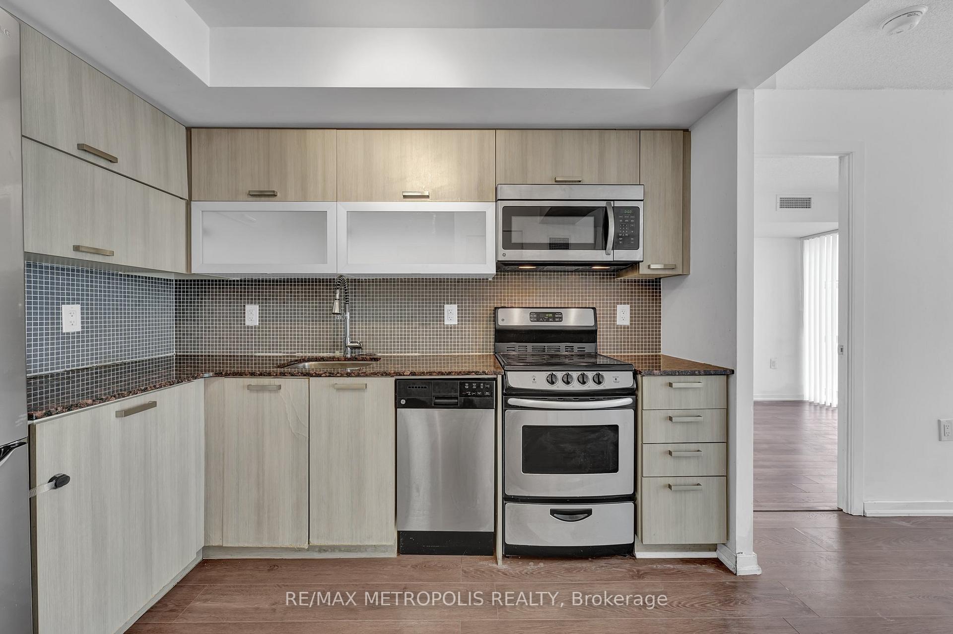 Photo 8 of Unit 1902W, 36 Lisgar Street, Toronto, Little Portugal — HOMEH