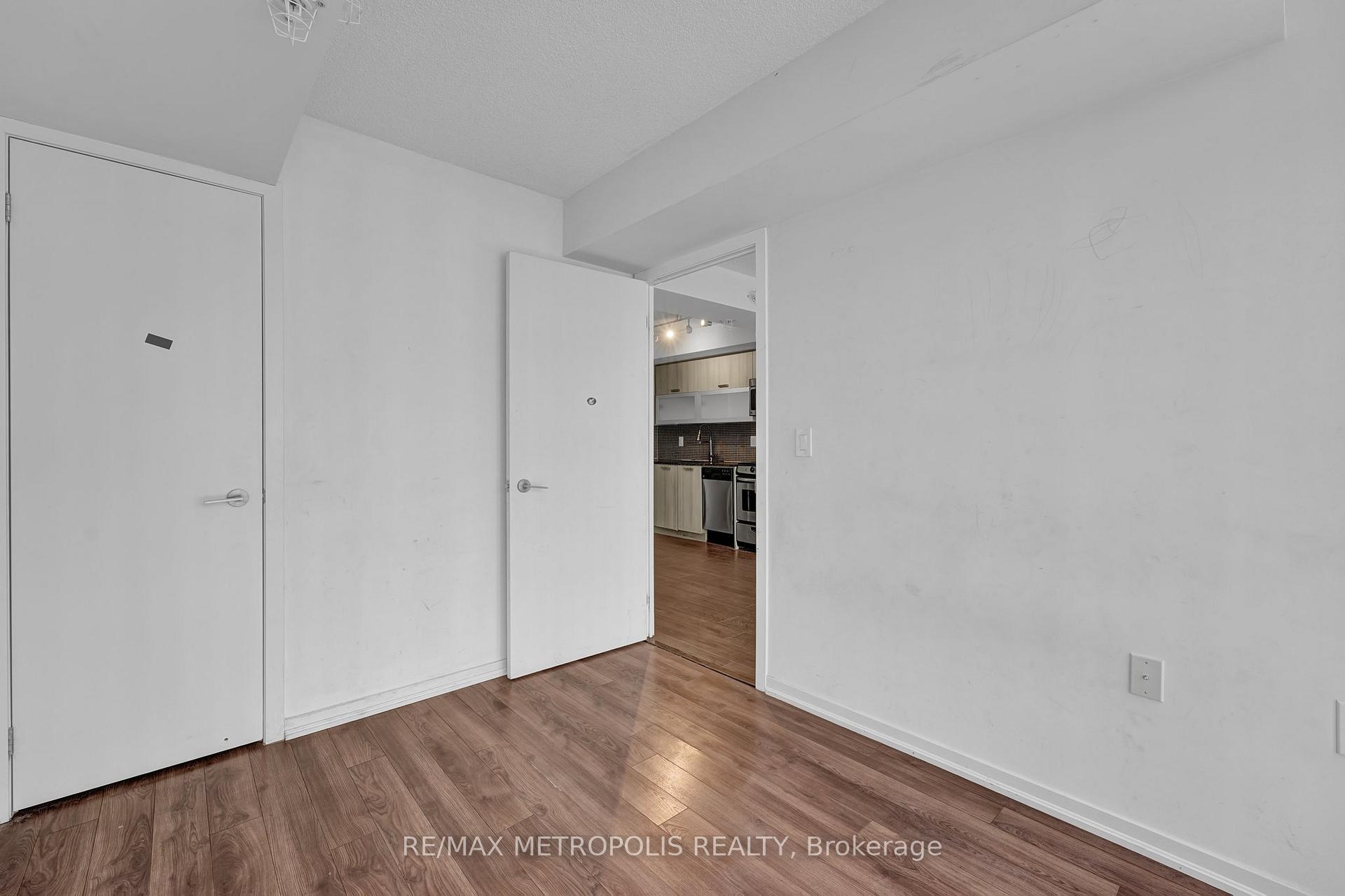 Photo 11 of Unit 1902W, 36 Lisgar Street, Toronto, Little Portugal — HOMEH