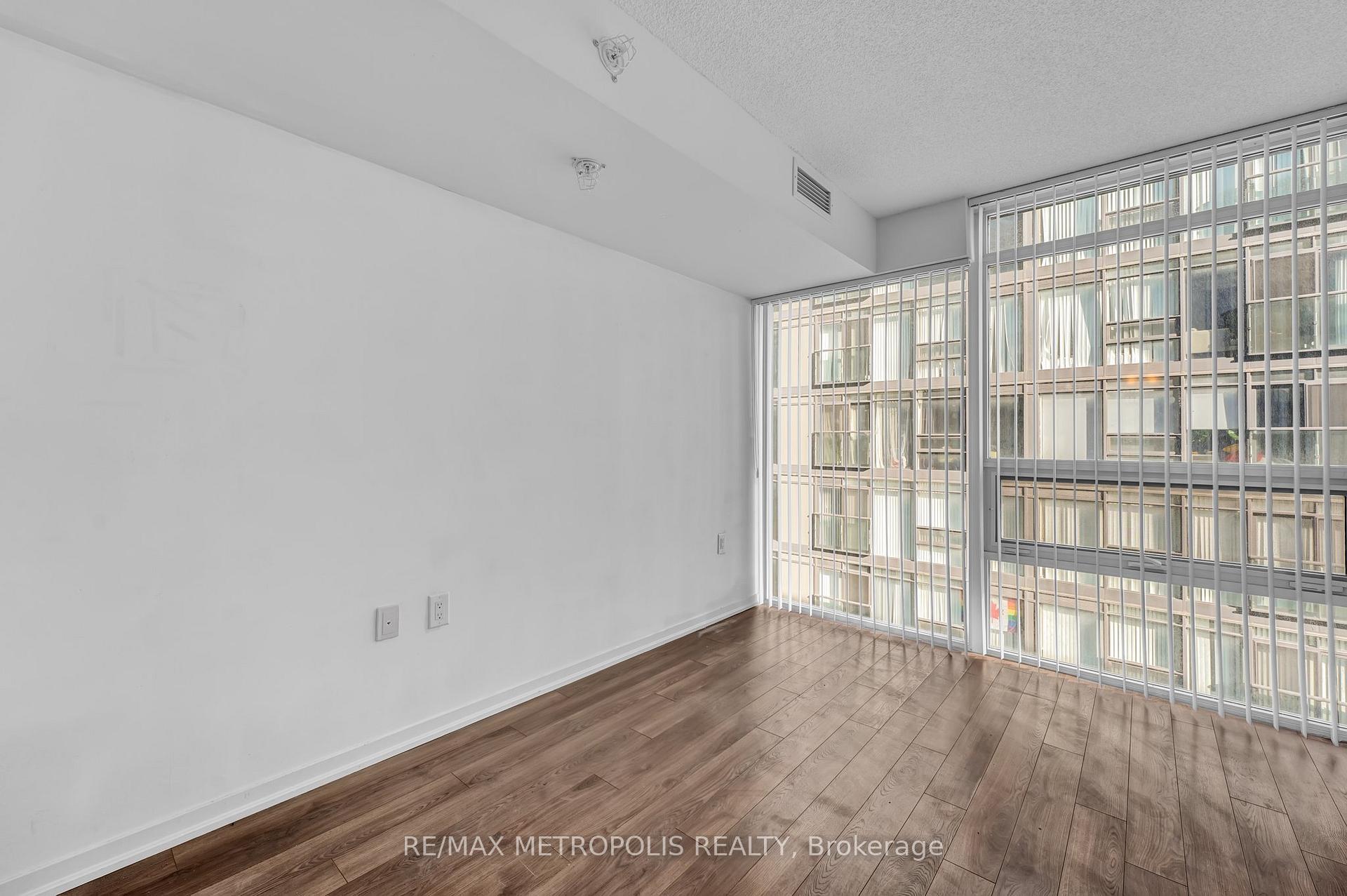 Photo 14 of Unit 1902W, 36 Lisgar Street, Toronto, Little Portugal — HOMEH