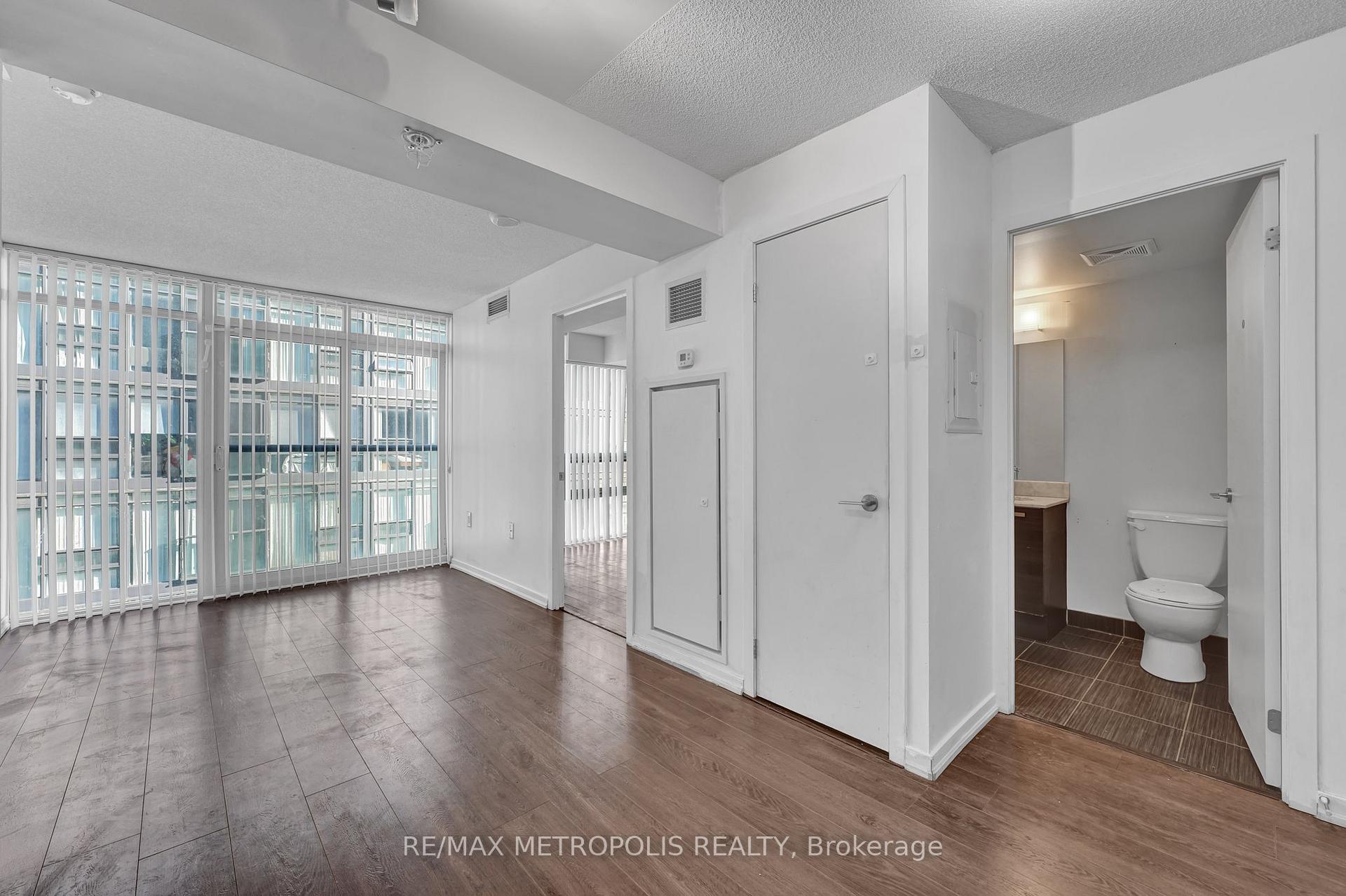 Photo 15 of Unit 1902W, 36 Lisgar Street, Toronto, Little Portugal — HOMEH