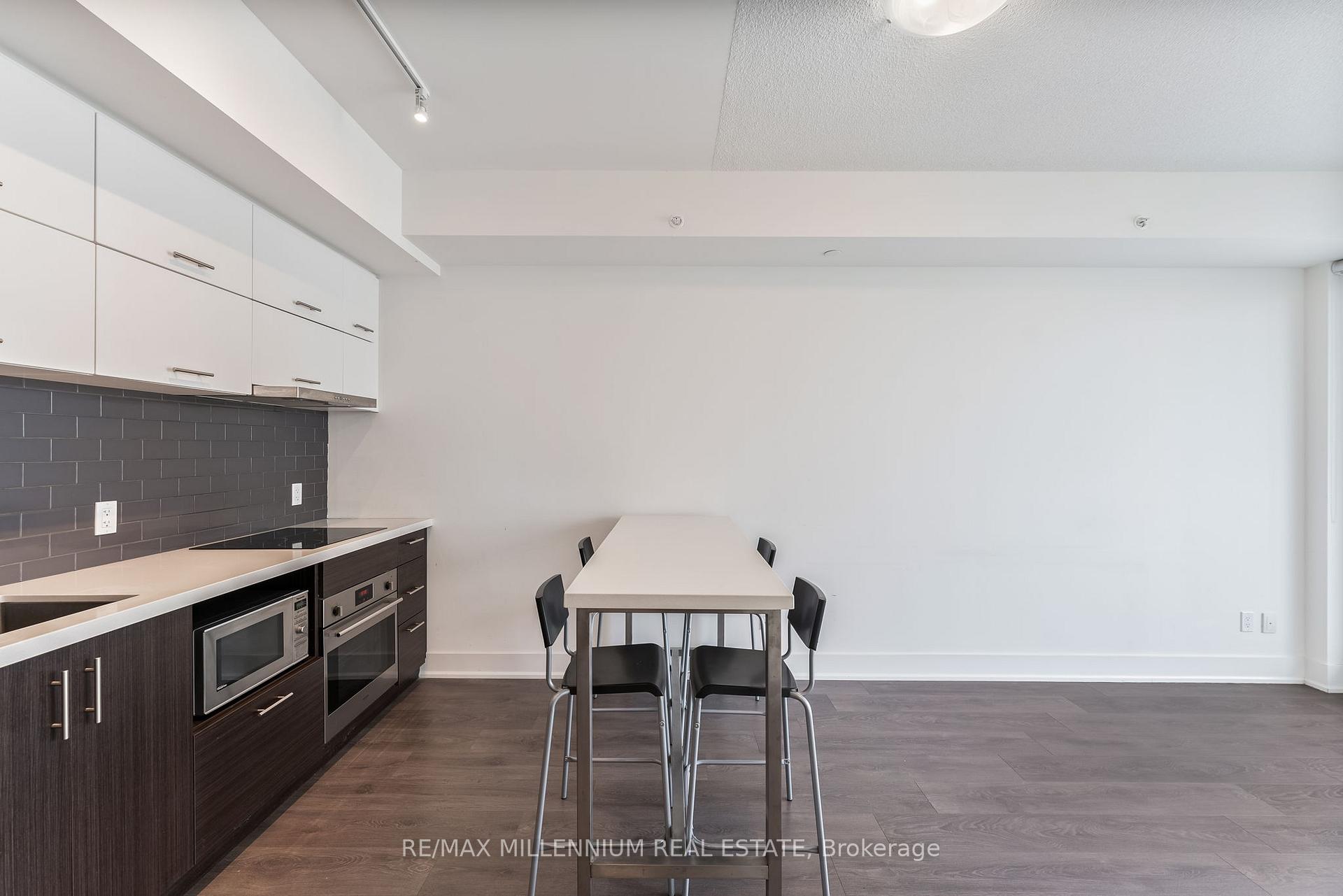 Photo 14 of Unit 917, 8081 Birchmount Road E, Markham, Unionville — HOMEH
