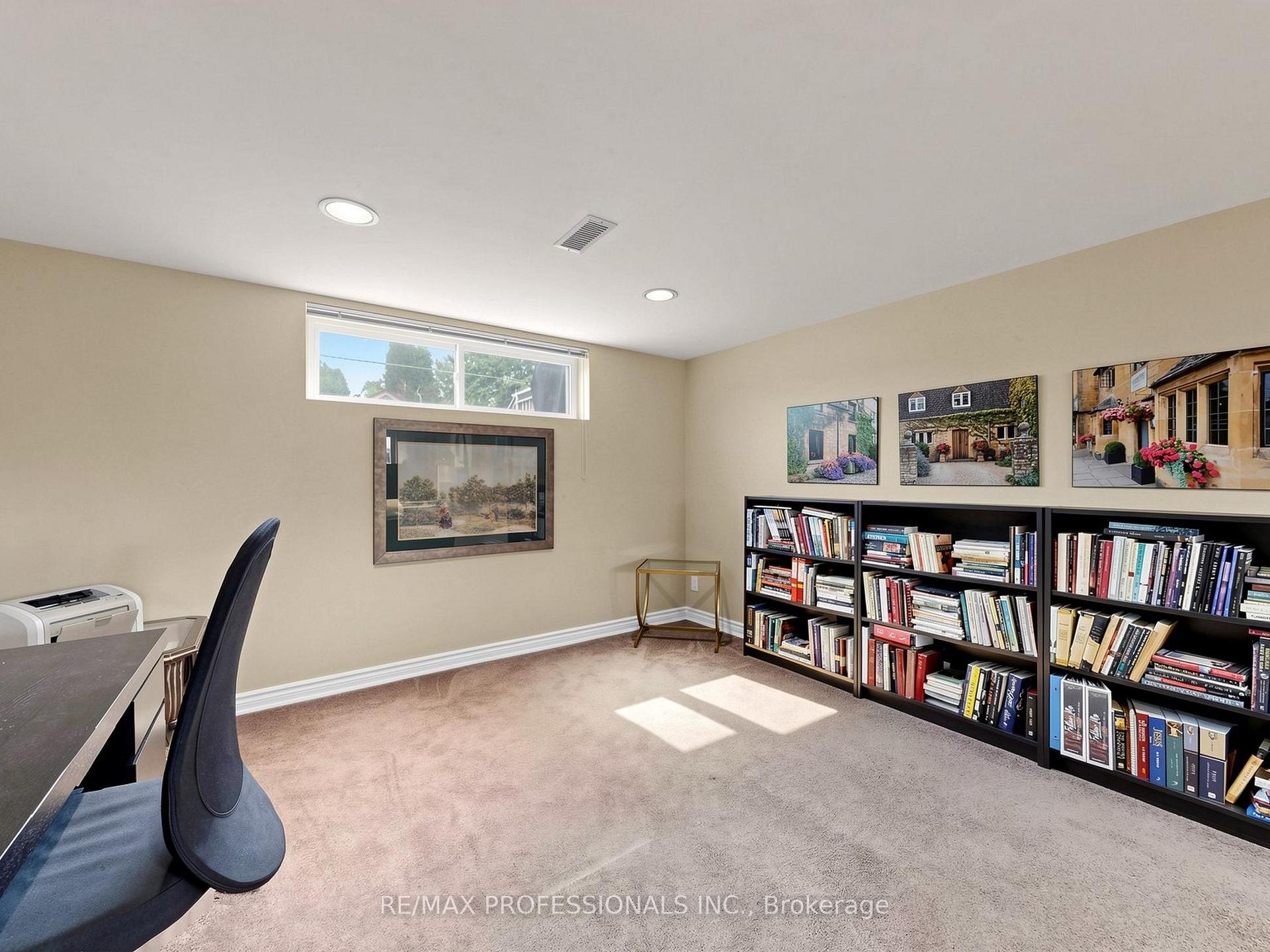 Photo 24 of 24 Breadner Drive, Etobicoke, Willowridge-Martingrove-Richview — HOMEH