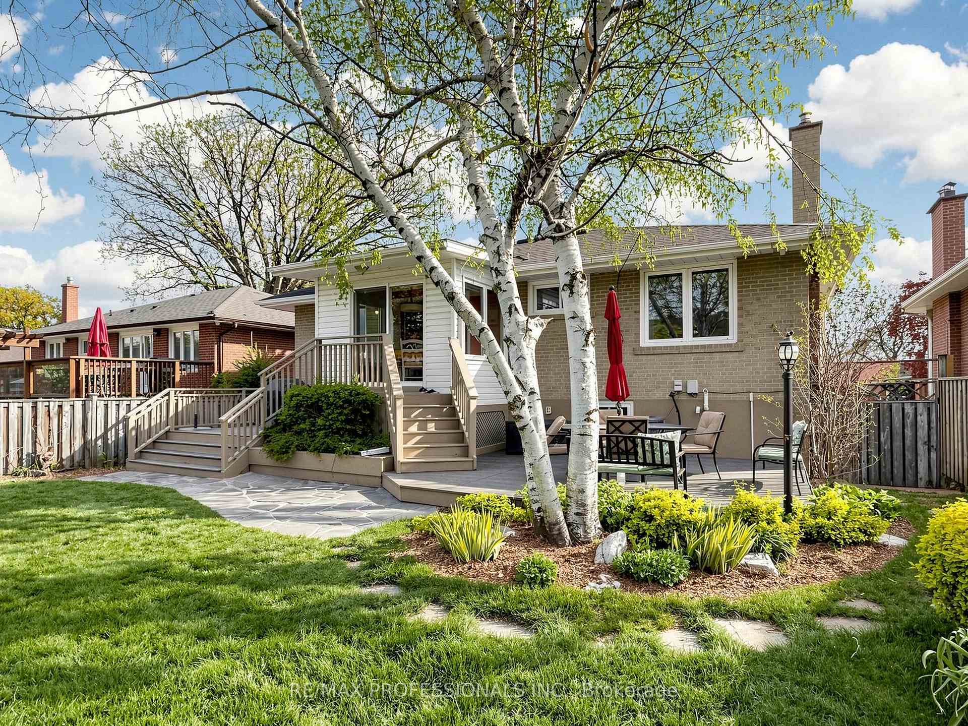 Photo 28 of 24 Breadner Drive, Etobicoke, Willowridge-Martingrove-Richview — HOMEH