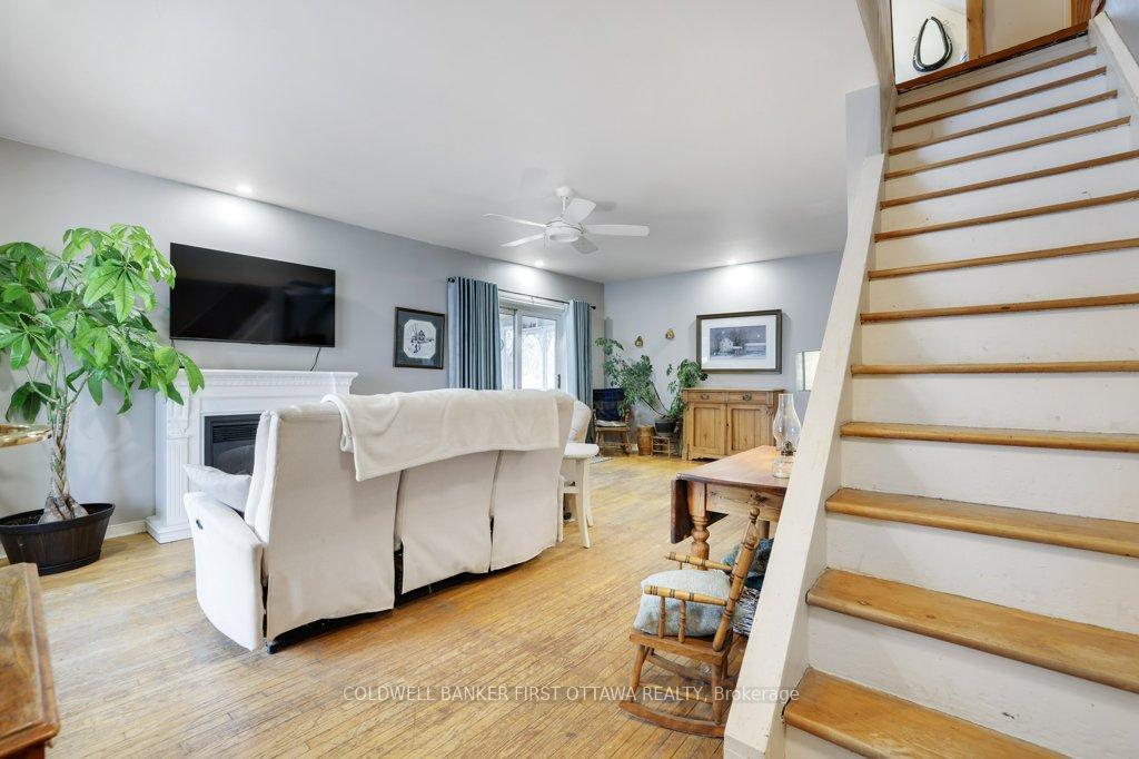 Photo 6 of 3968 Diamondview Road, Ottawa, Fitzroy — HOMEH