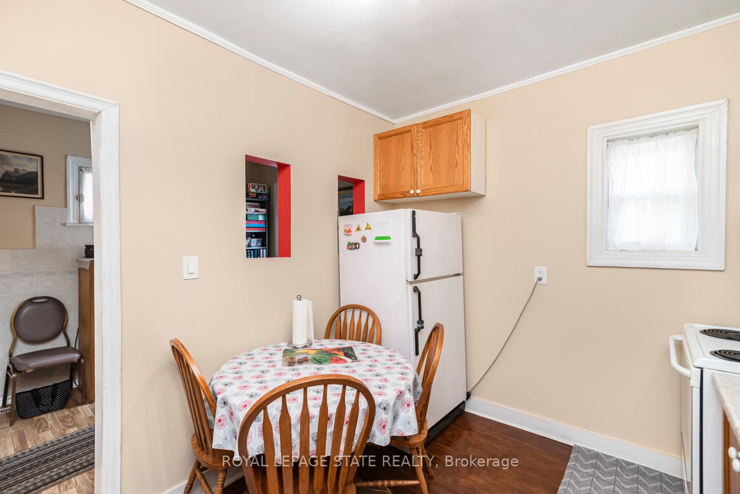 Photo 11 of 44 Arthur Avenue N, Hamilton, Gibson — HOMEH