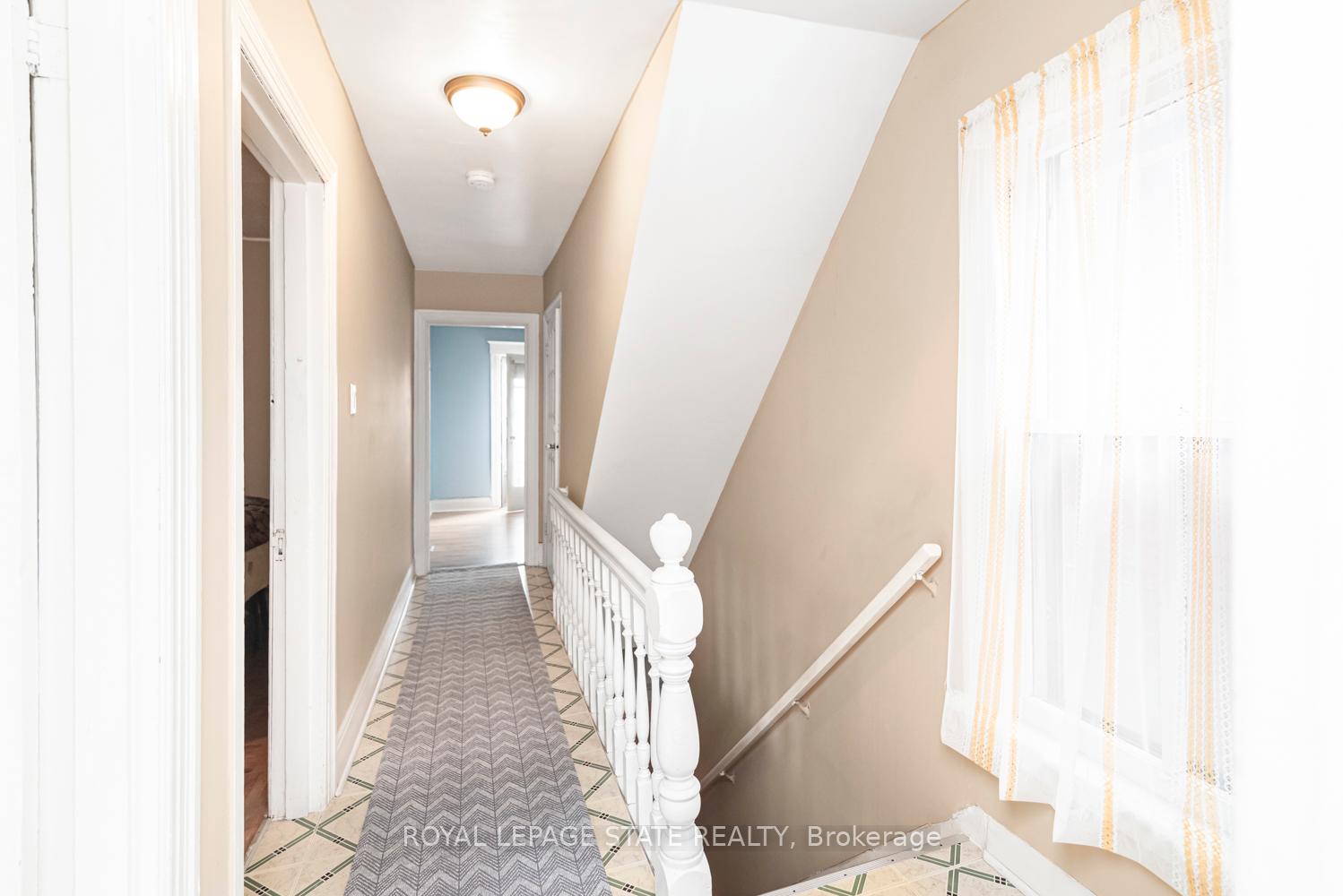Photo 13 of 44 Arthur Avenue N, Hamilton, Gibson — HOMEH