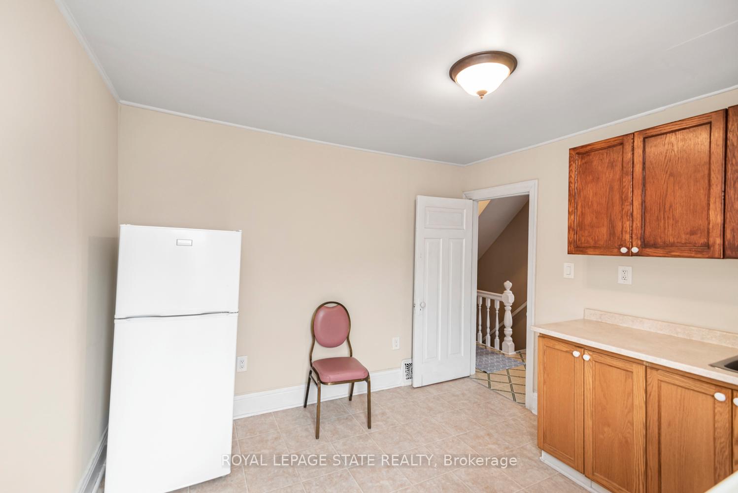 Photo 22 of 44 Arthur Avenue N, Hamilton, Gibson — HOMEH