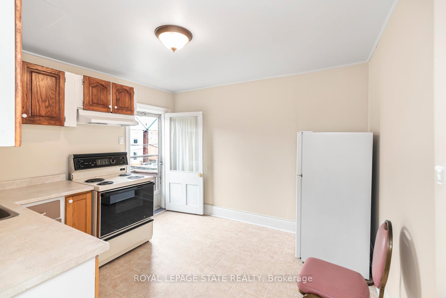 Photo 24 of 44 Arthur Avenue N, Hamilton, Gibson — HOMEH