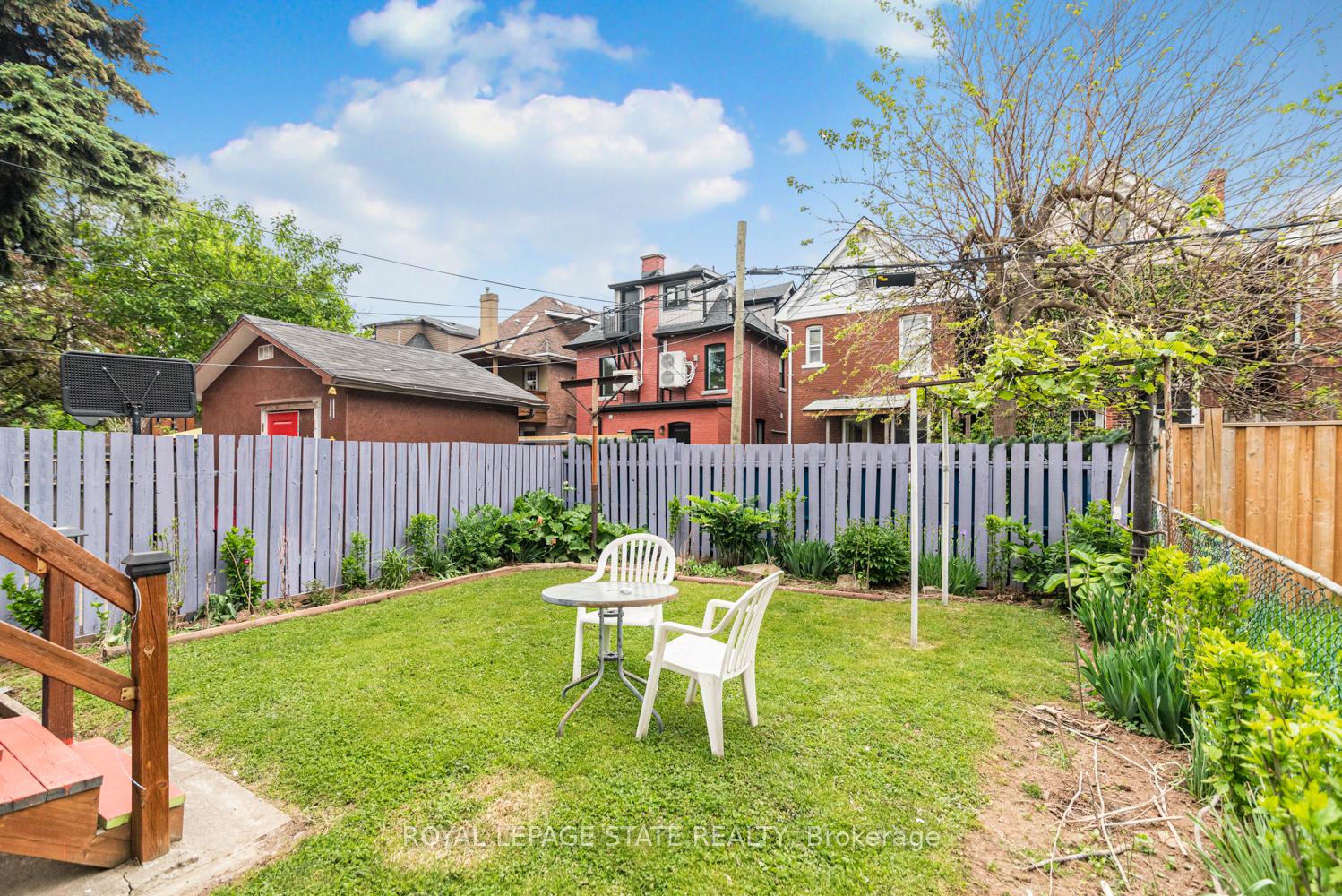 Photo 35 of 44 Arthur Avenue N, Hamilton, Gibson — HOMEH