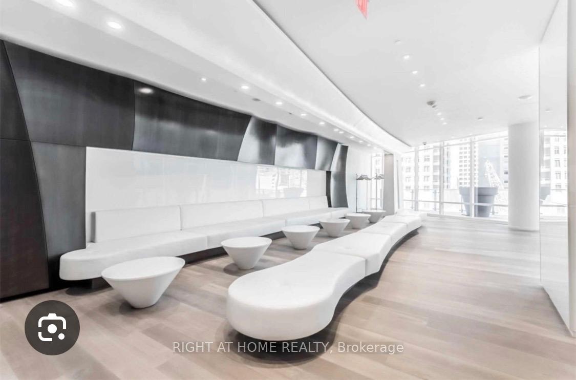 Photo 22 of Unit 5706, 1 Bloor Street E, Toronto, Church-Yonge Corridor — HOMEH