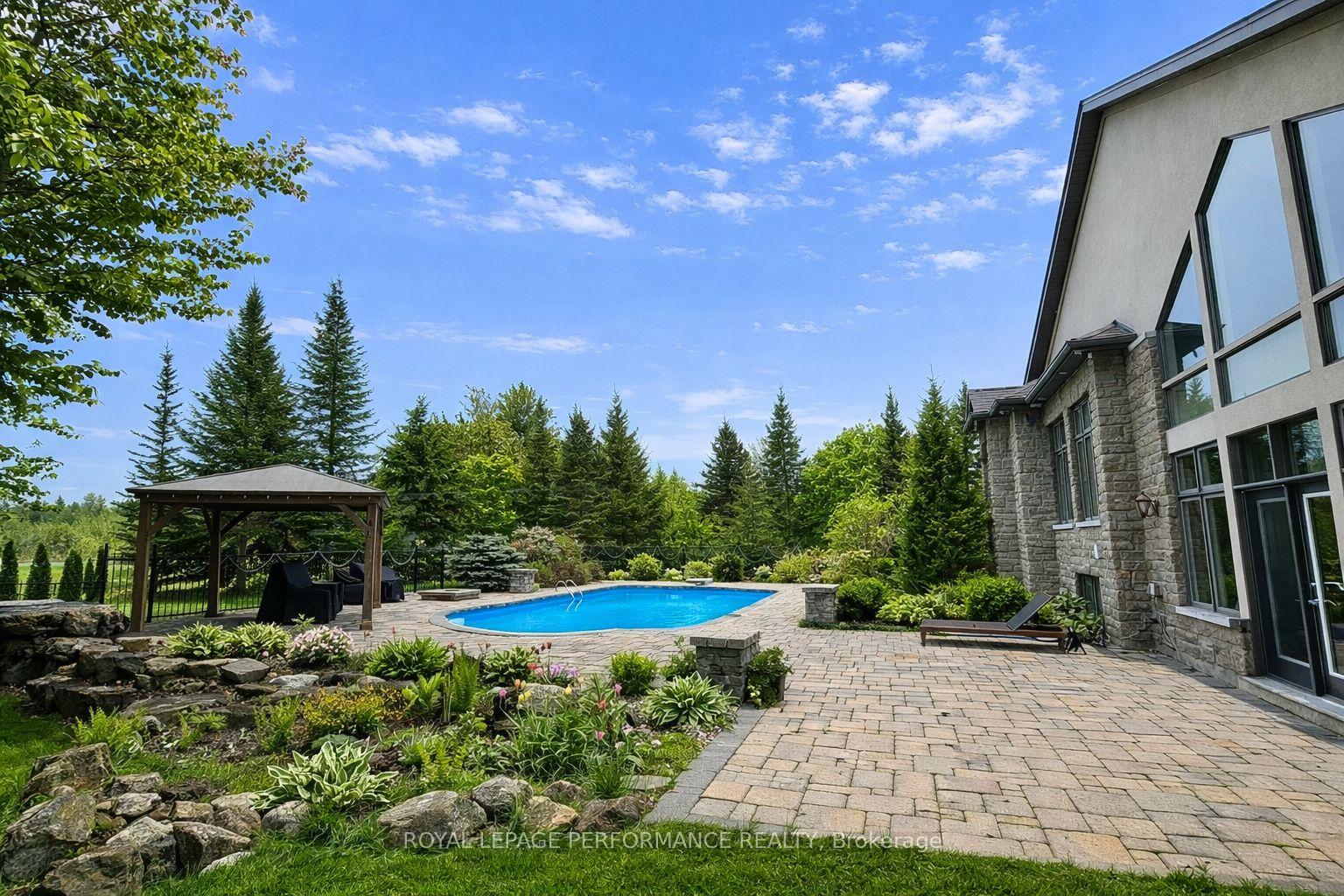 Photo 45 of 6148 Pebblewoods Drive, Ottawa, Greely — HOMEH