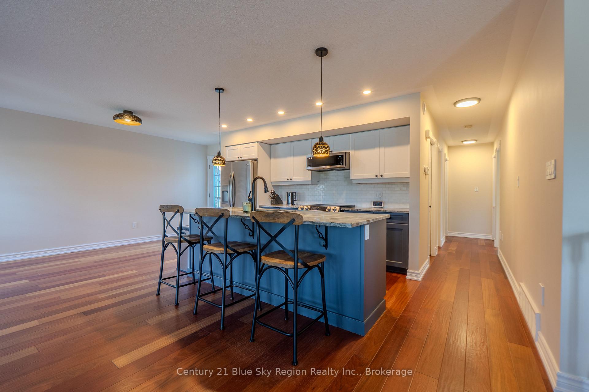 Photo 12 of 28 Stone Manor Drive, North Bay, Airport — HOMEH