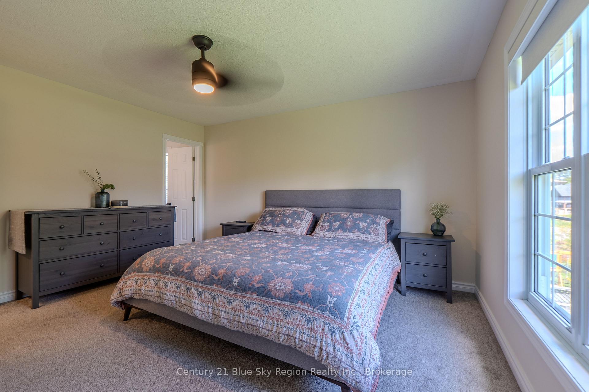 Photo 18 of 28 Stone Manor Drive, North Bay, Airport — HOMEH