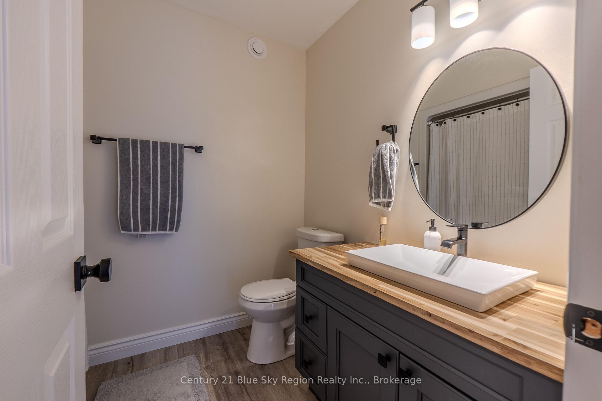 Photo 22 of 28 Stone Manor Drive, North Bay, Airport — HOMEH