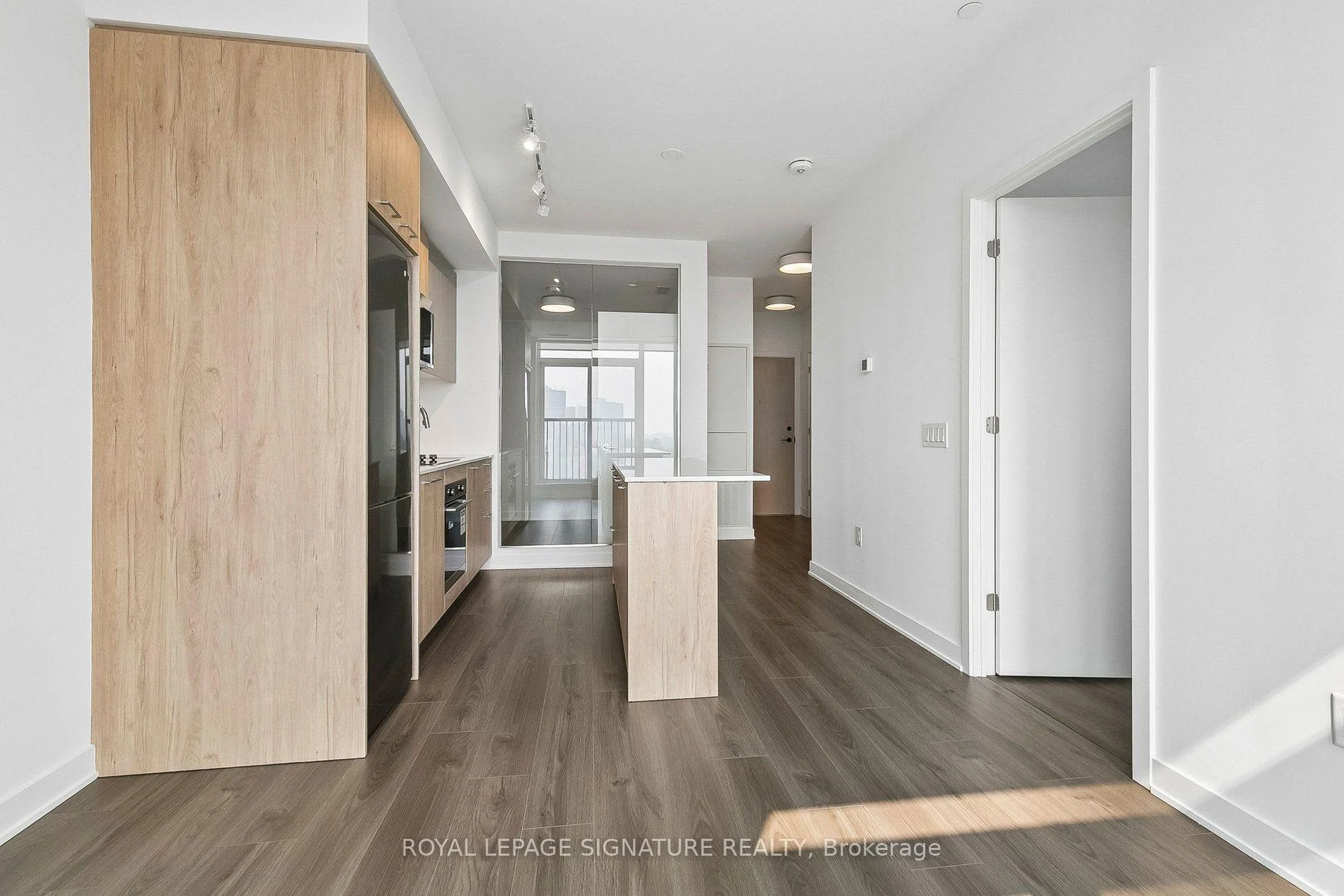 Photo 9 of Unit 644, 10 Oak Street, Toronto, Regent Park — HOMEH