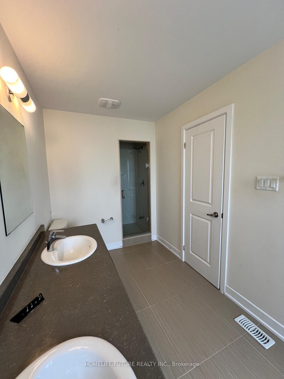 Photo 19 of 54 Donald Fleming Way, Whitby, Pringle Creek — HOMEH