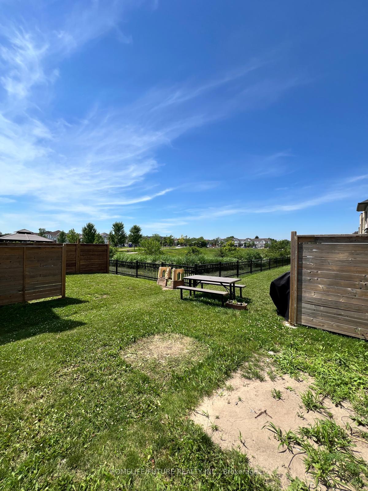 Photo 22 of 54 Donald Fleming Way, Whitby, Pringle Creek — HOMEH