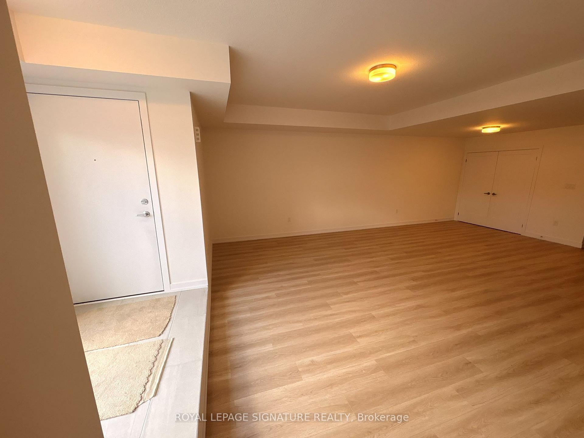 Photo 6 of Unit R8, 25 Palace Street, Kitchener, Laurentian Hills — HOMEH