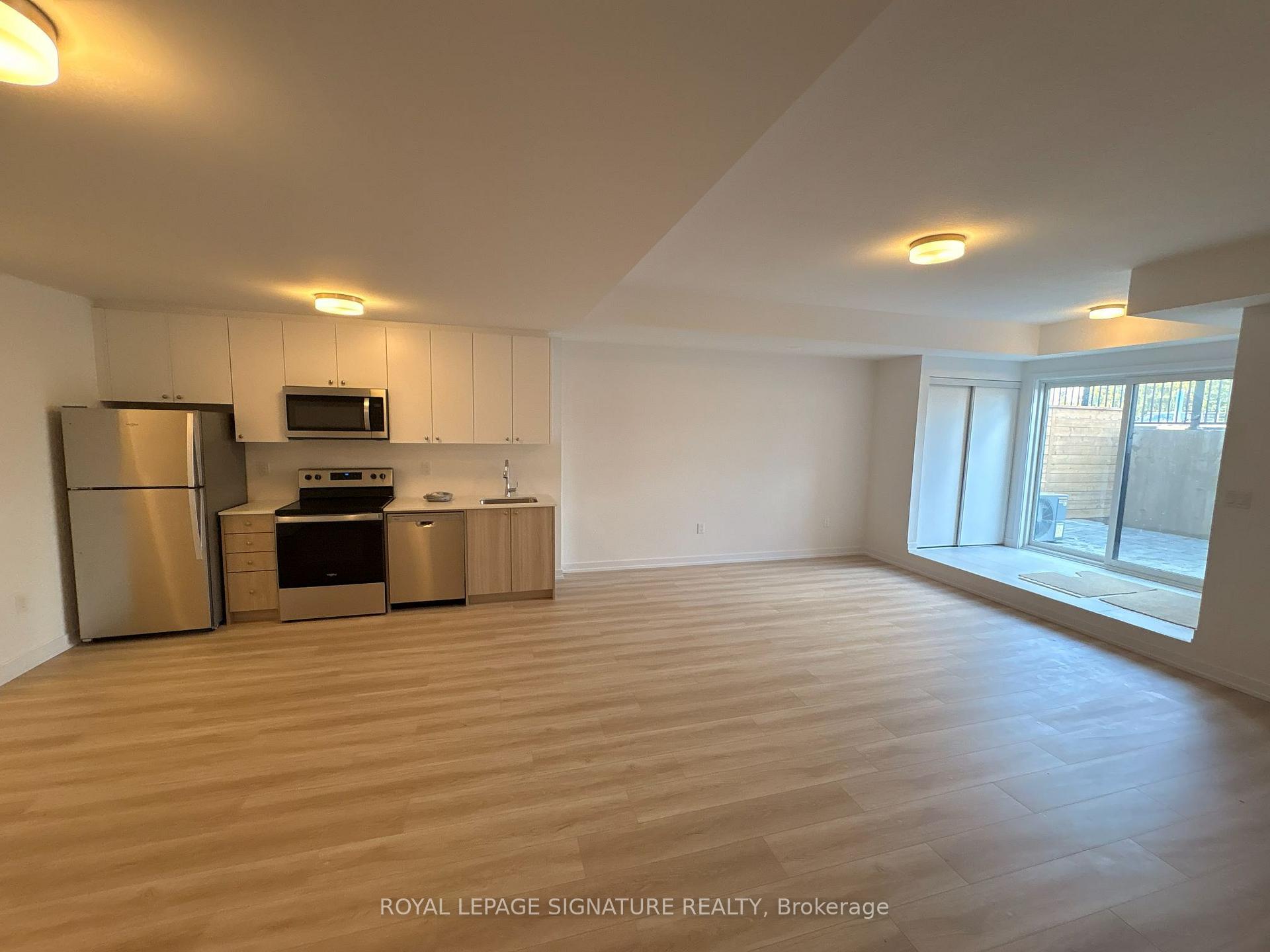 Photo 7 of Unit R8, 25 Palace Street, Kitchener, Laurentian Hills — HOMEH