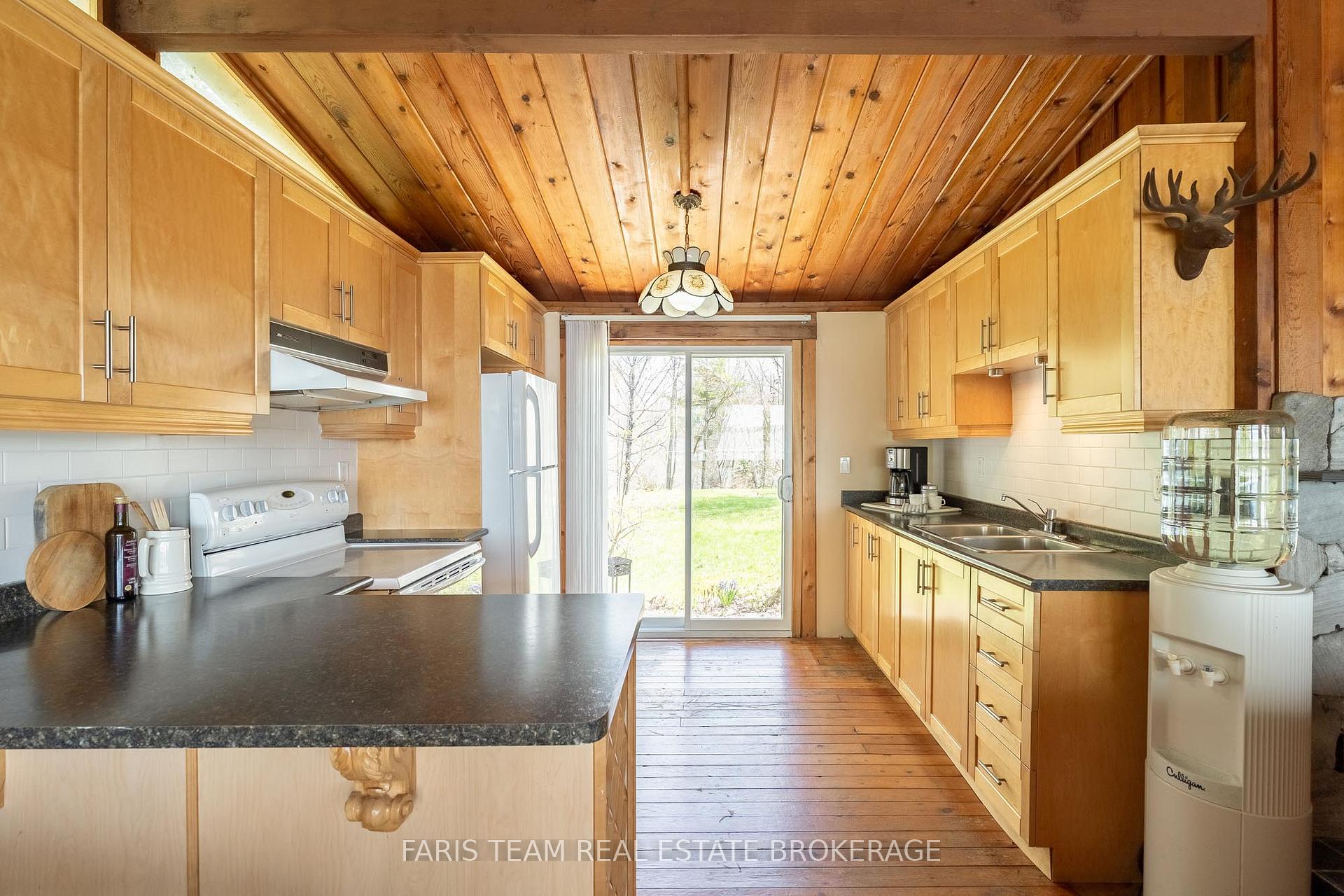 Photo 6 of 5240 Prospect Avenue, Ramara, Rural Ramara — HOMEH
