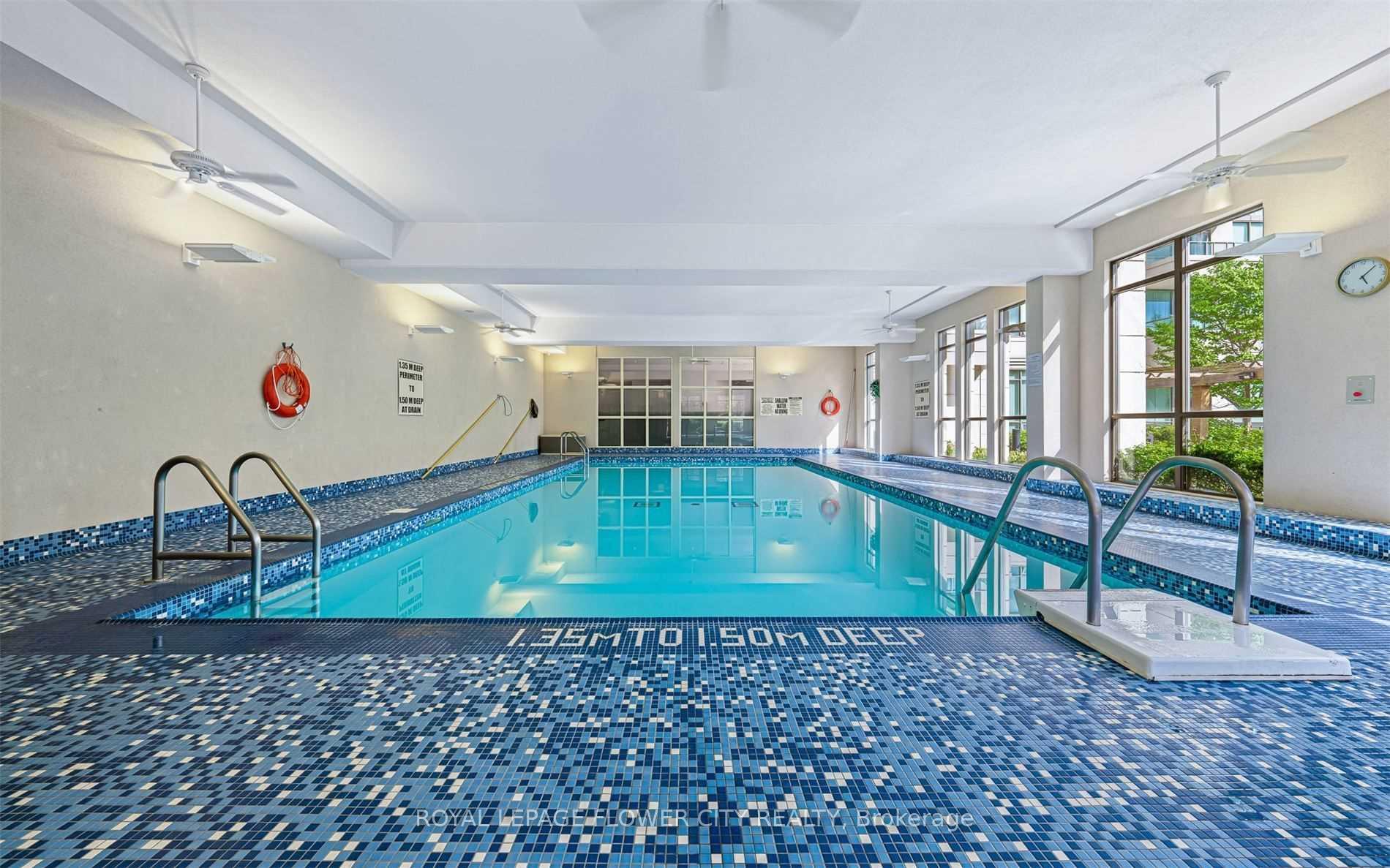 Photo 12 of Unit 403, 88 Promenade Circle, Vaughan, Brownridge — HOMEH