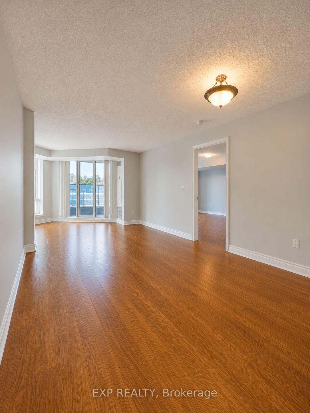 Photo 4 of Unit 337, 33 Cox Boulevard, Markham, Unionville — HOMEH