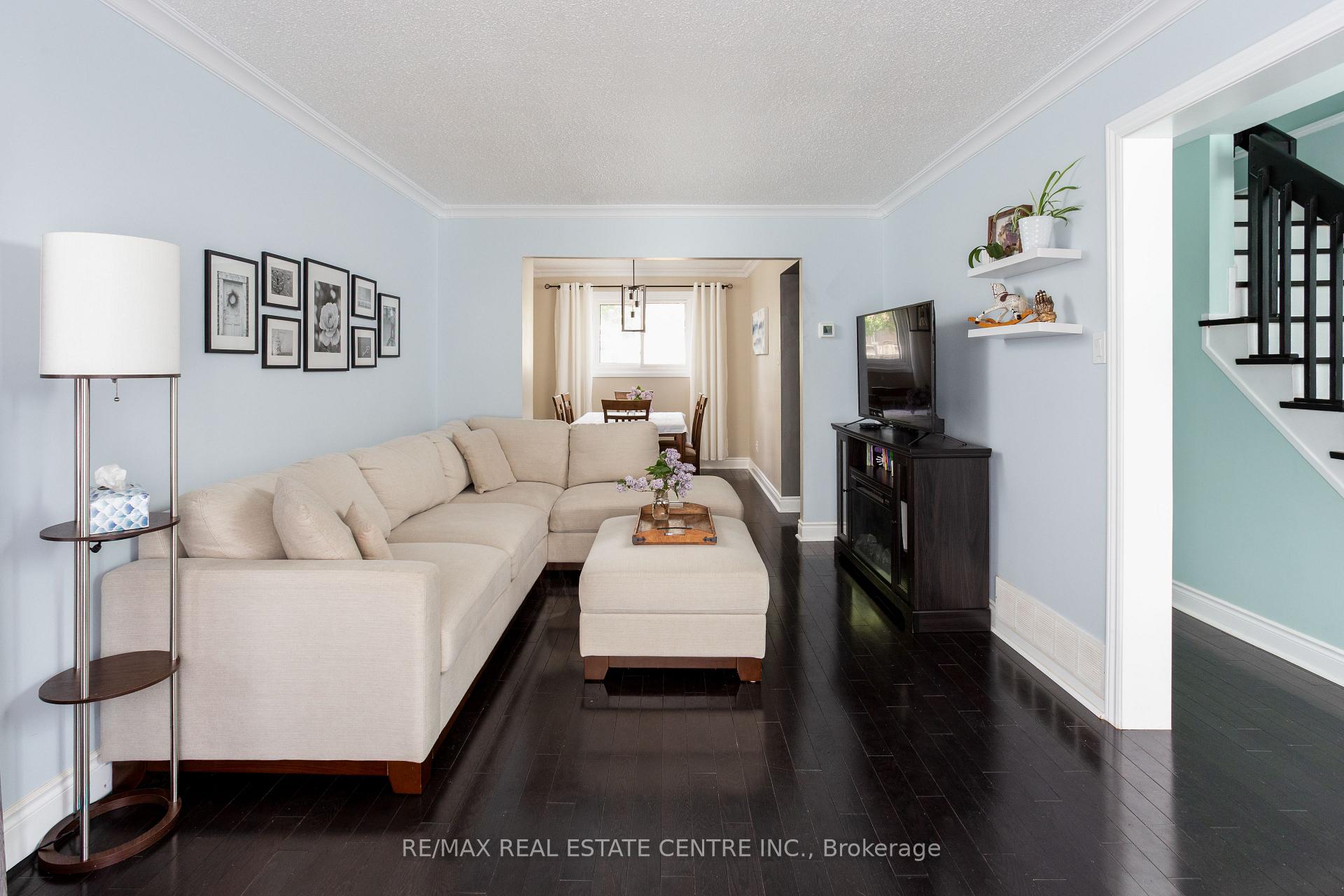 Photo 5 of 289 Archdekin Drive, Brampton, Madoc — HOMEH