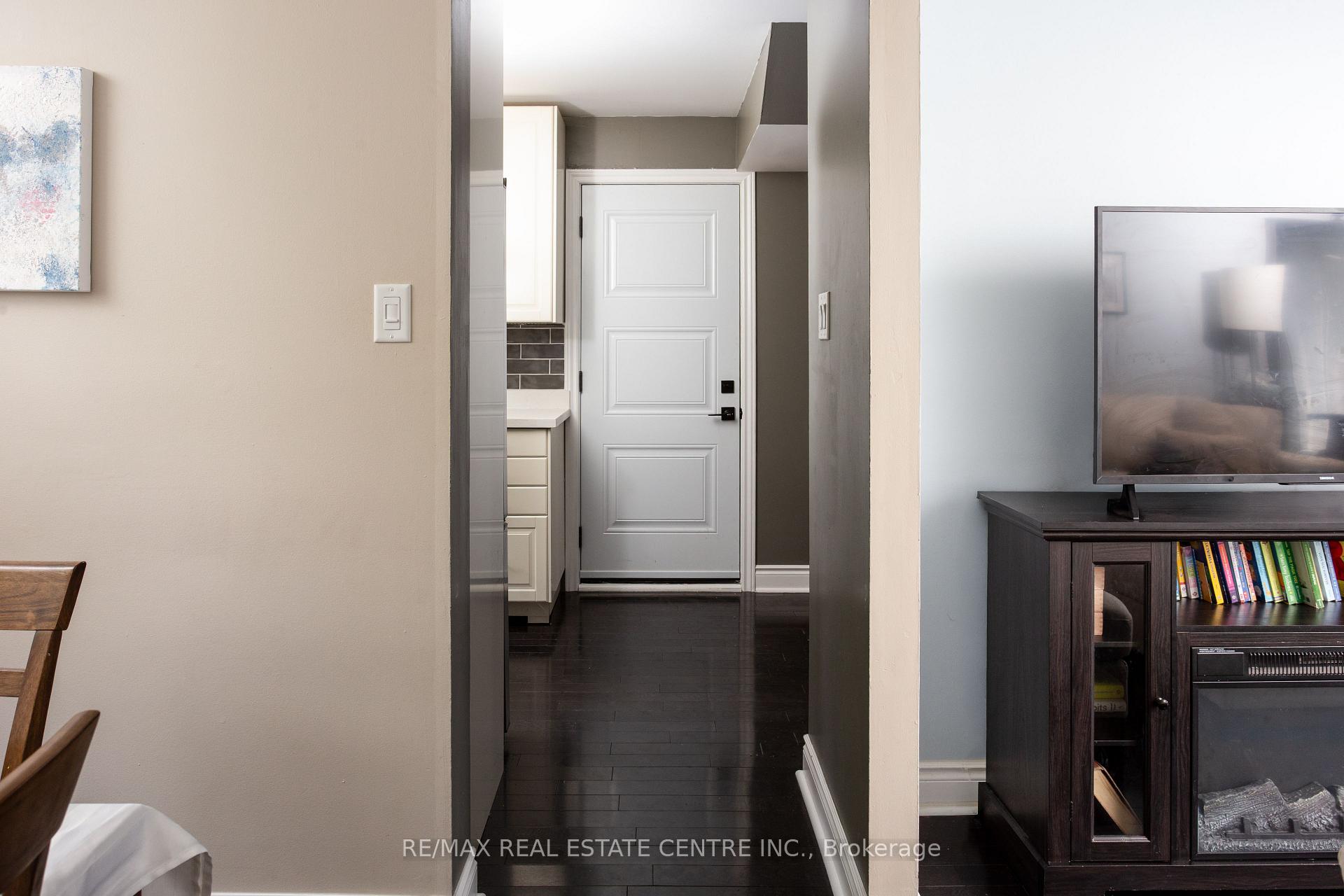 Photo 15 of 289 Archdekin Drive, Brampton, Madoc — HOMEH