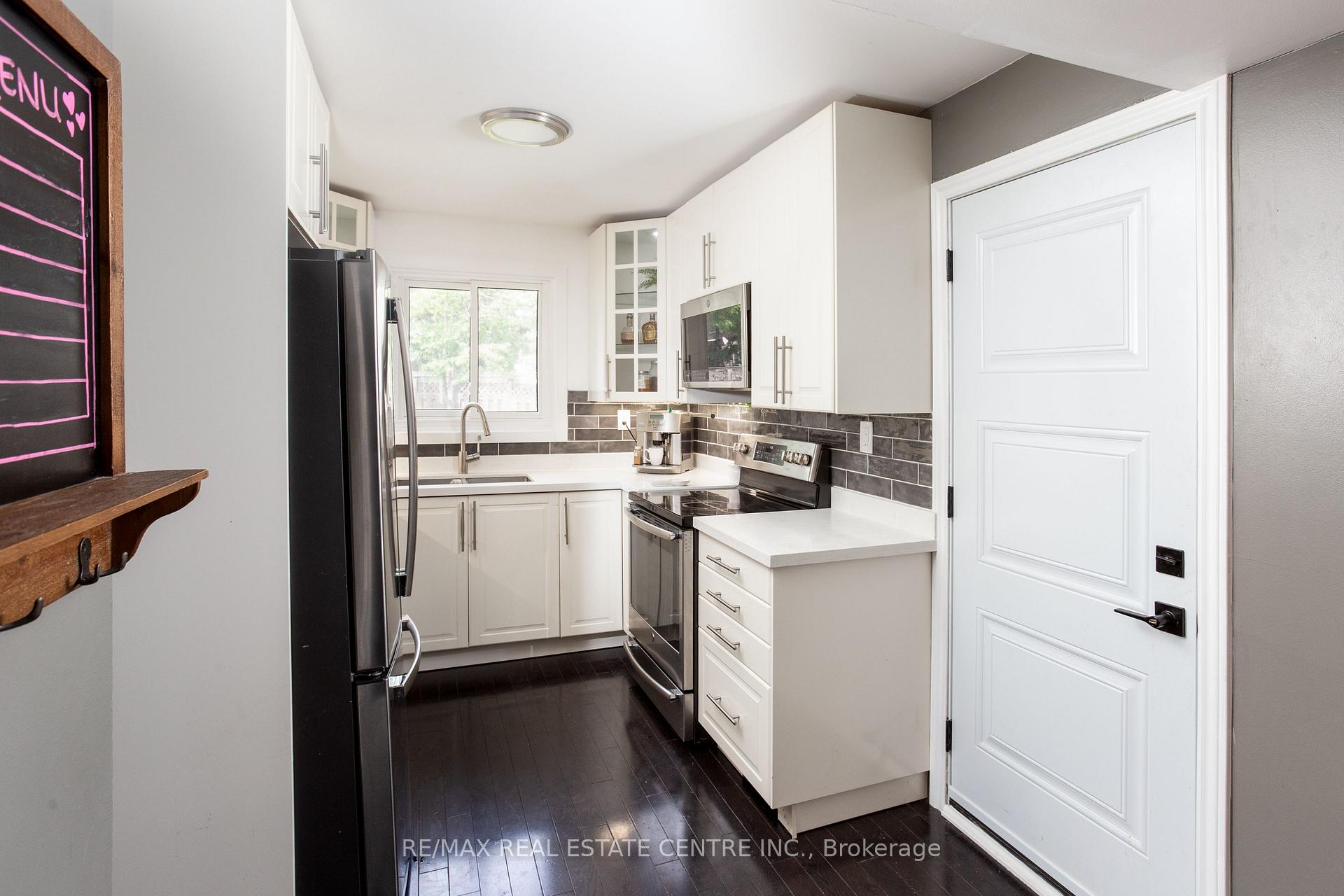 Photo 16 of 289 Archdekin Drive, Brampton, Madoc — HOMEH