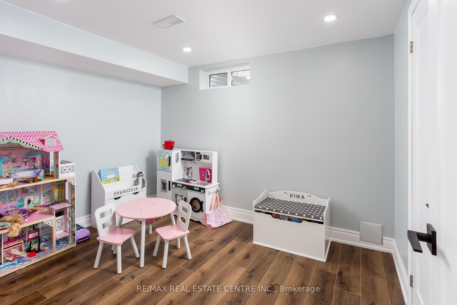 Photo 32 of 289 Archdekin Drive, Brampton, Madoc — HOMEH
