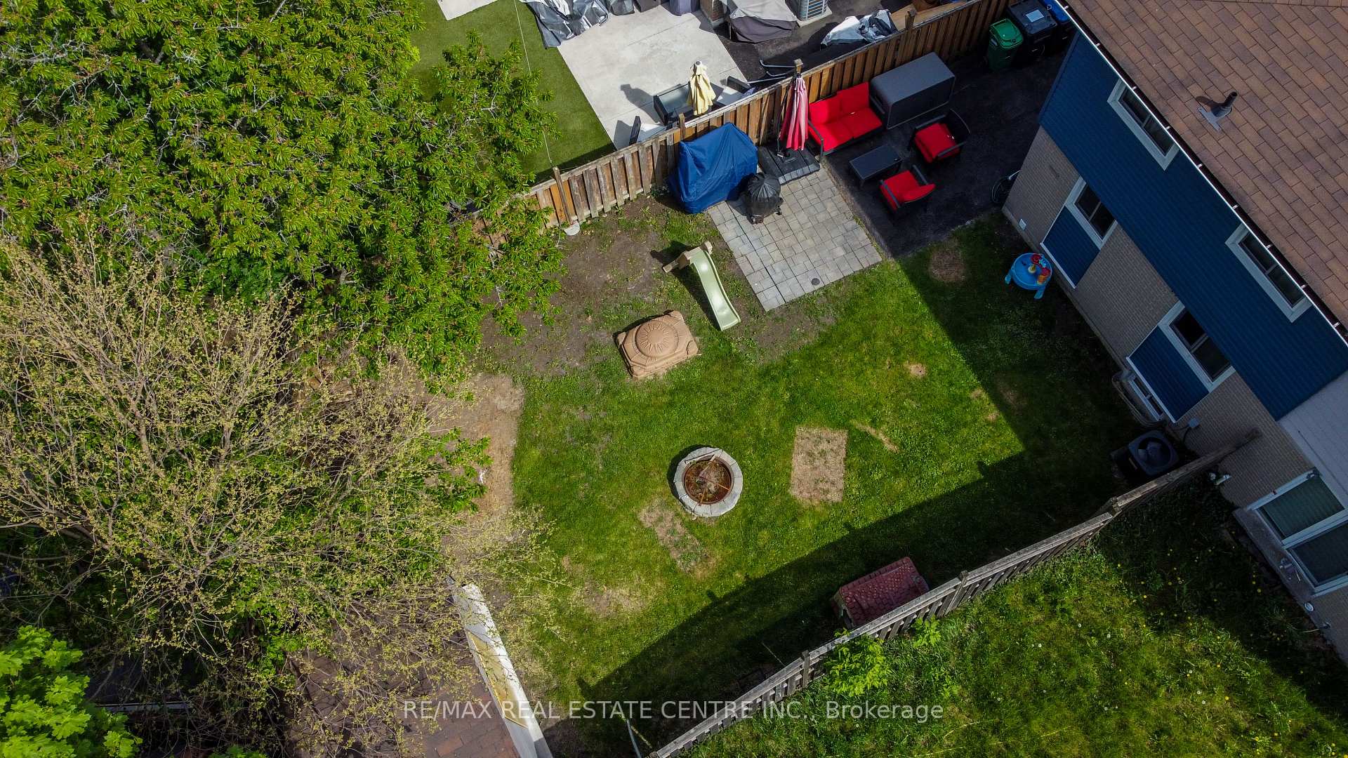 Photo 44 of 289 Archdekin Drive, Brampton, Madoc — HOMEH