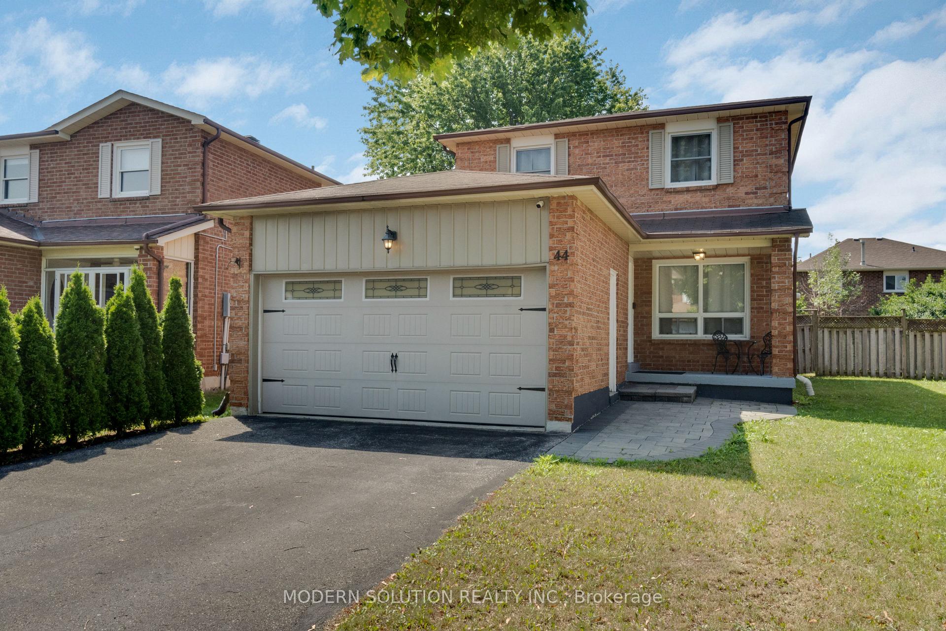 Photo 2 of 44 Bendamere Crescent, Markham, Raymerville — HOMEH