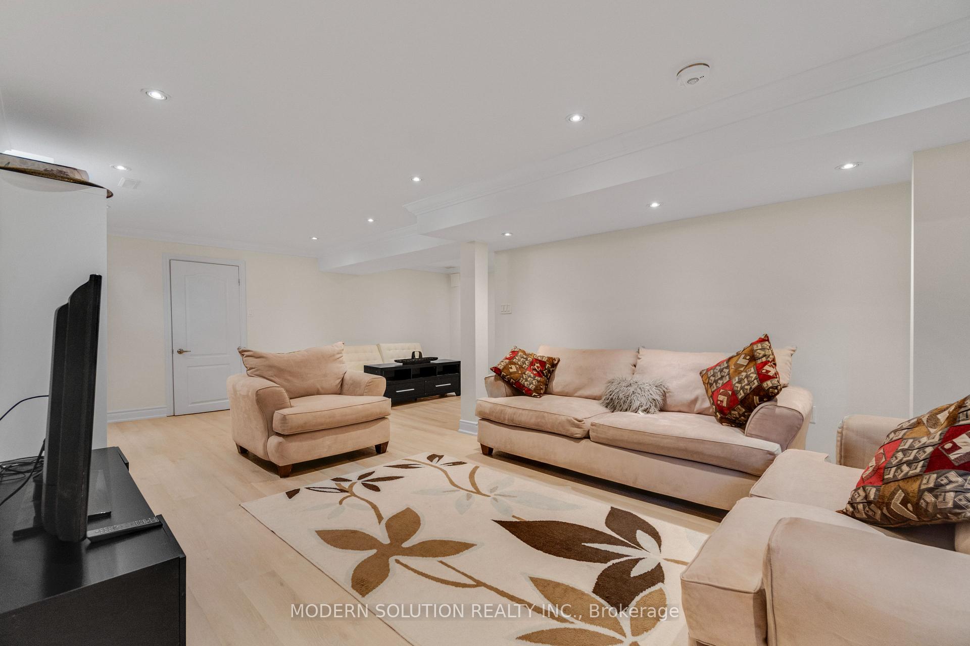 Photo 27 of 44 Bendamere Crescent, Markham, Raymerville — HOMEH