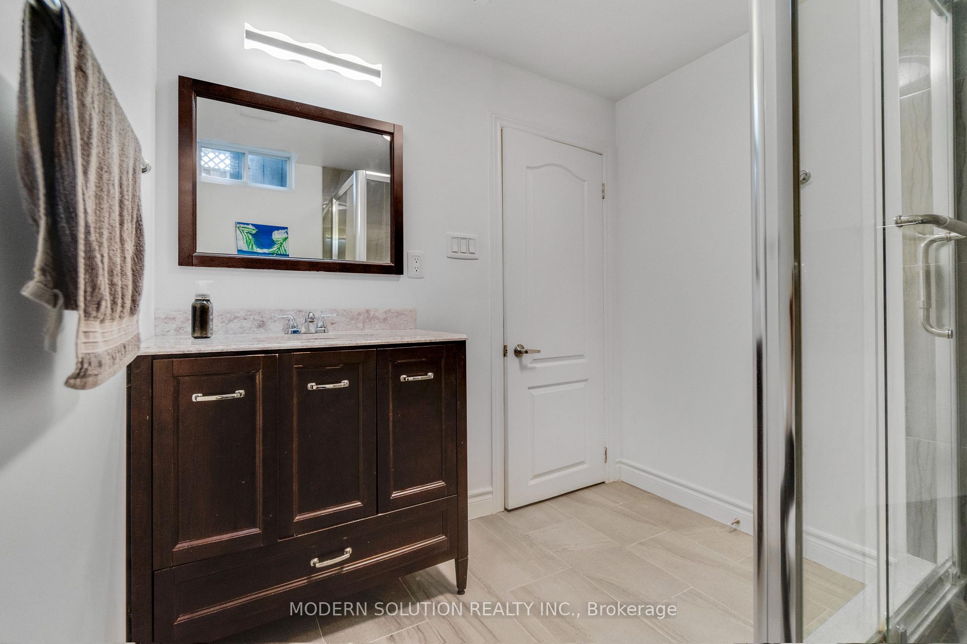 Photo 32 of 44 Bendamere Crescent, Markham, Raymerville — HOMEH