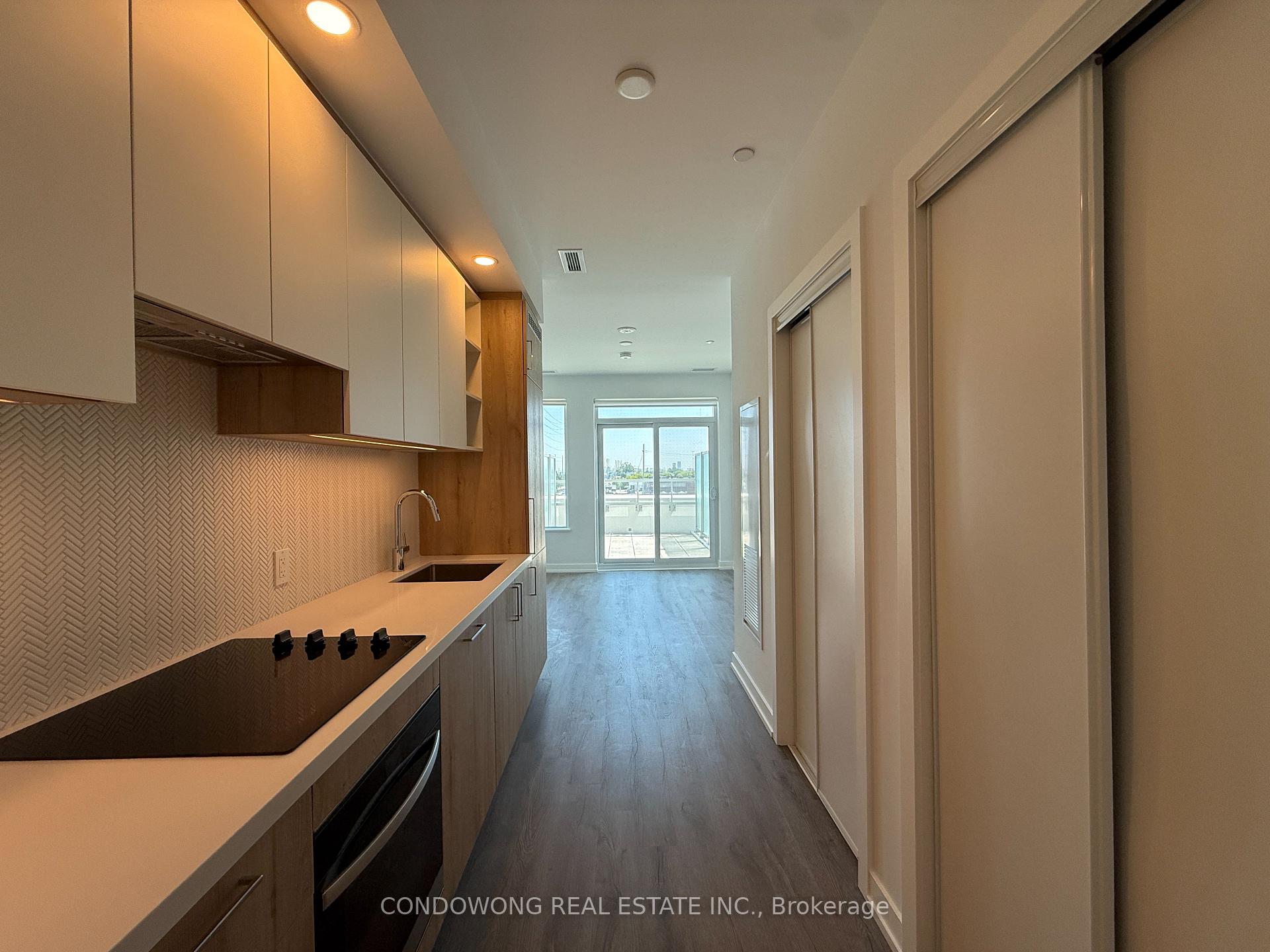 Photo 1 of Unit 305, 5 Meadowdale Road, Vaughan, Vaughan Corporate Centre — HOMEH