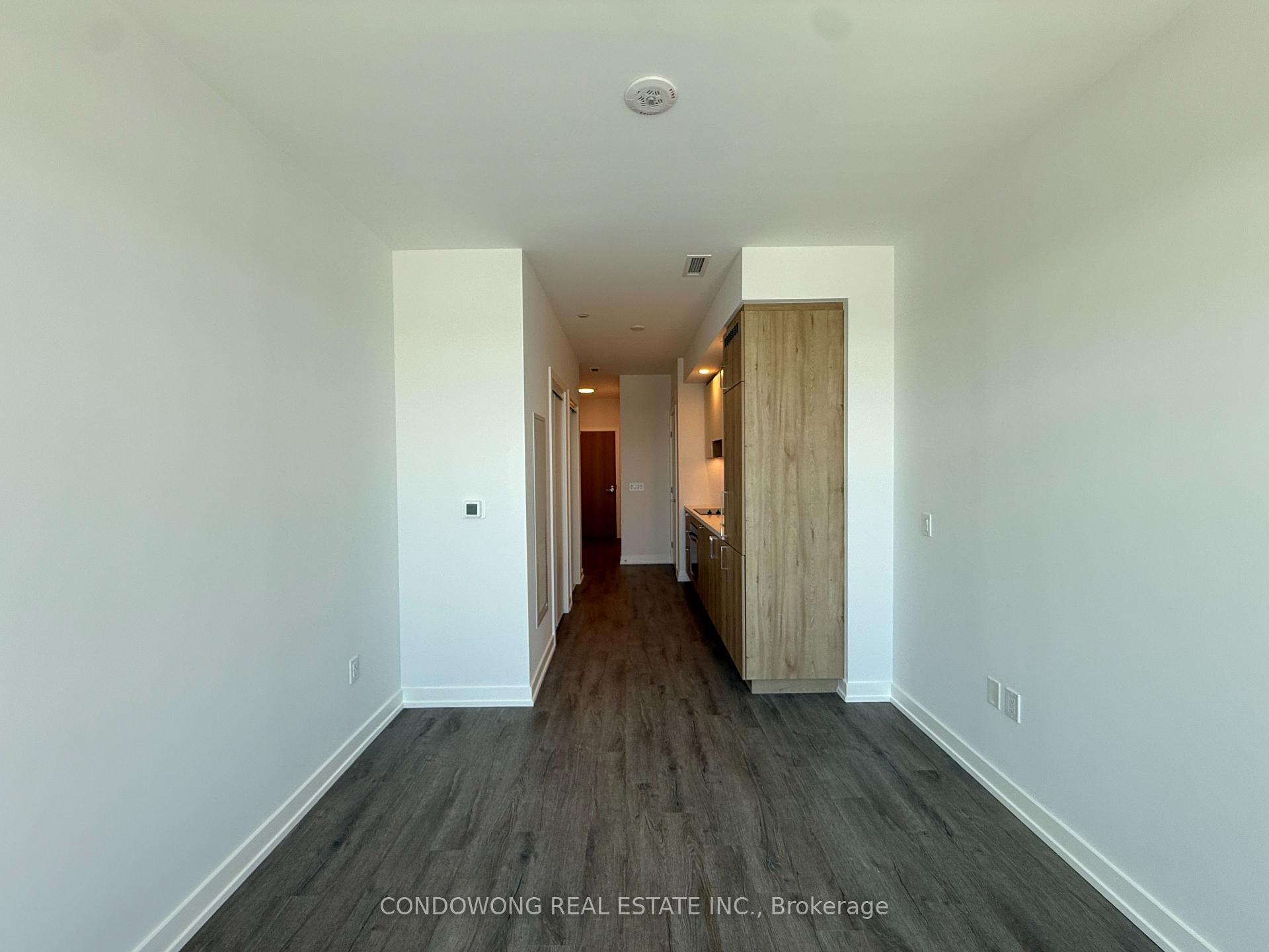 Photo 3 of Unit 305, 5 Meadowdale Road, Vaughan, Vaughan Corporate Centre — HOMEH
