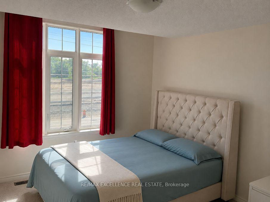 Photo 6 of 4041 Sixth Line, Oakville, Glenorchy — HOMEH