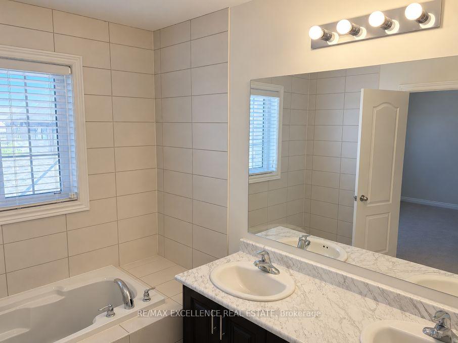 Photo 8 of 4041 Sixth Line, Oakville, Glenorchy — HOMEH