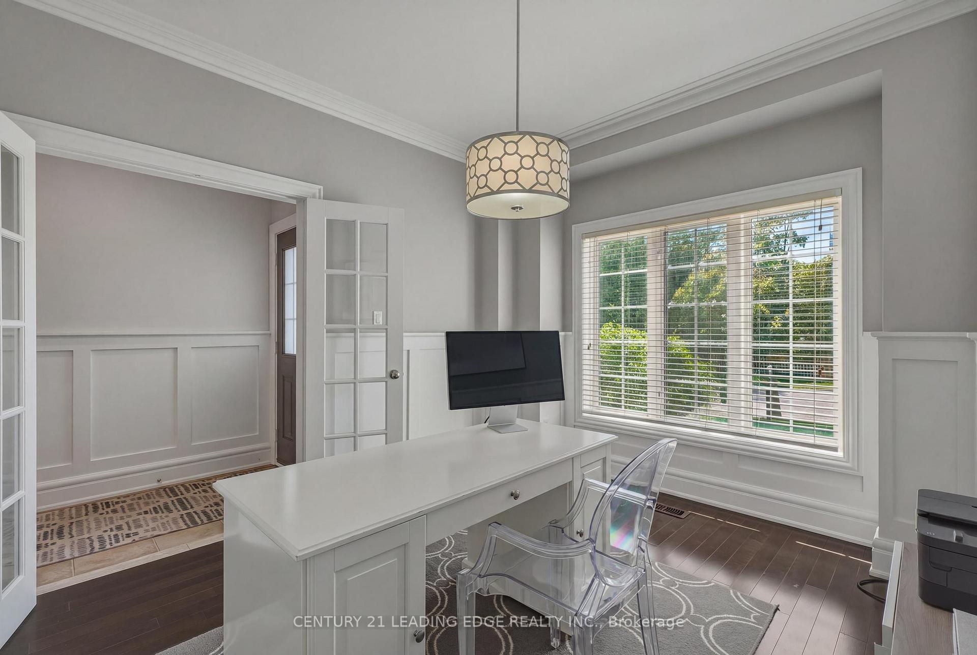 Photo 12 of 8 Haverhill Terrace, Aurora, Bayview Wellington — HOMEH
