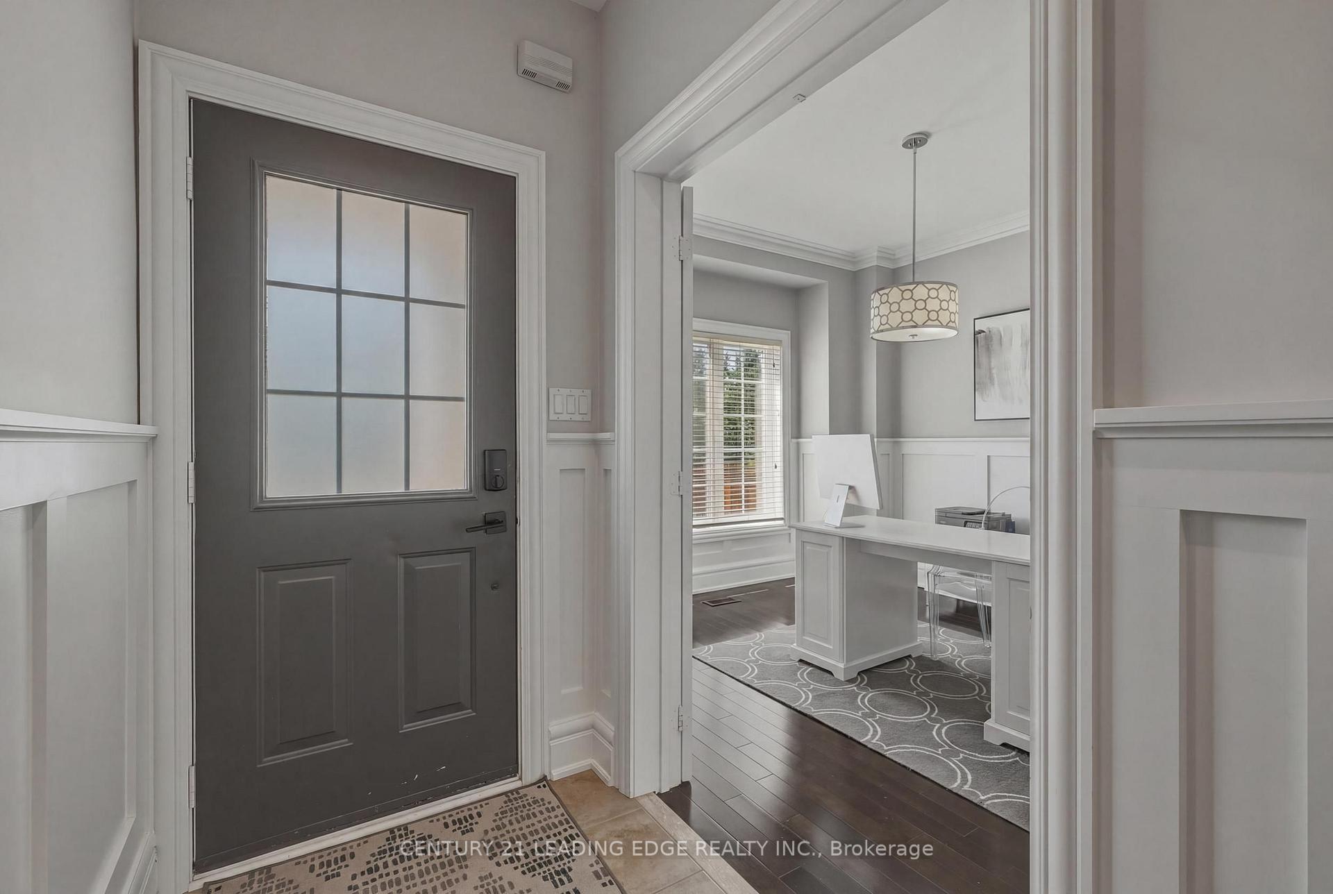 Photo 13 of 8 Haverhill Terrace, Aurora, Bayview Wellington — HOMEH