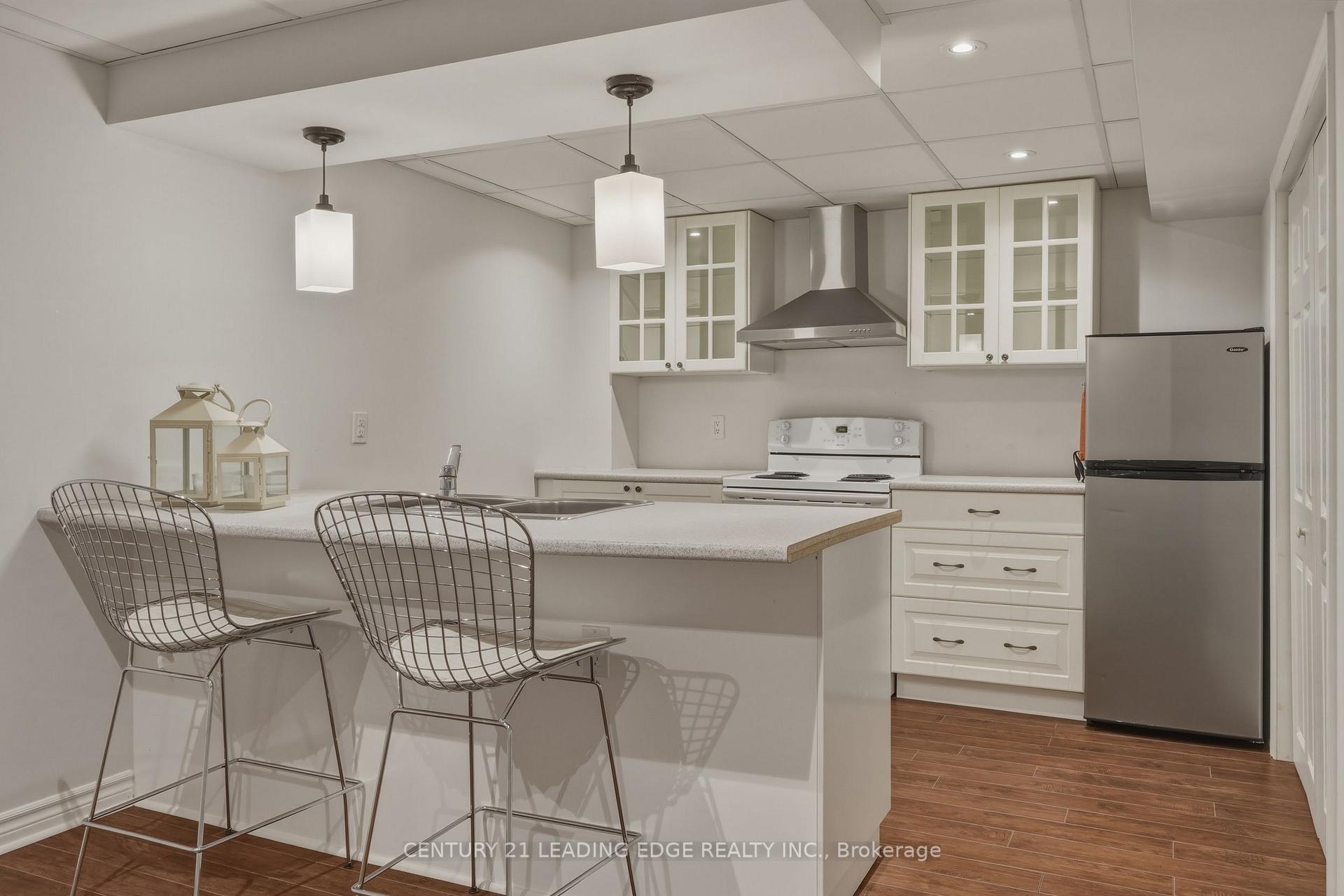 Photo 44 of 8 Haverhill Terrace, Aurora, Bayview Wellington — HOMEH