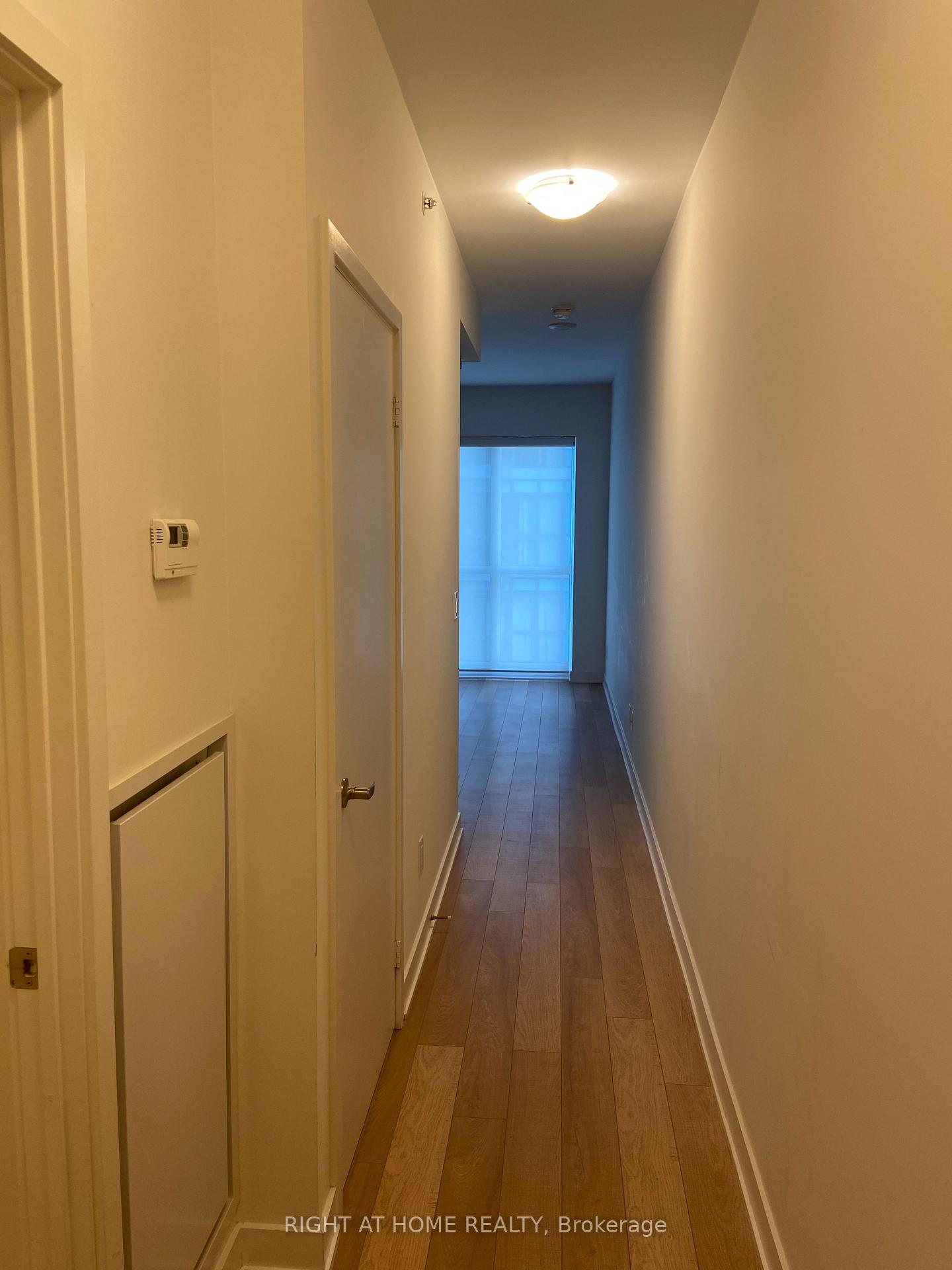 Photo 5 of Unit 802, 210 Simcoe Street, Toronto, Kensington-Chinatown — HOMEH