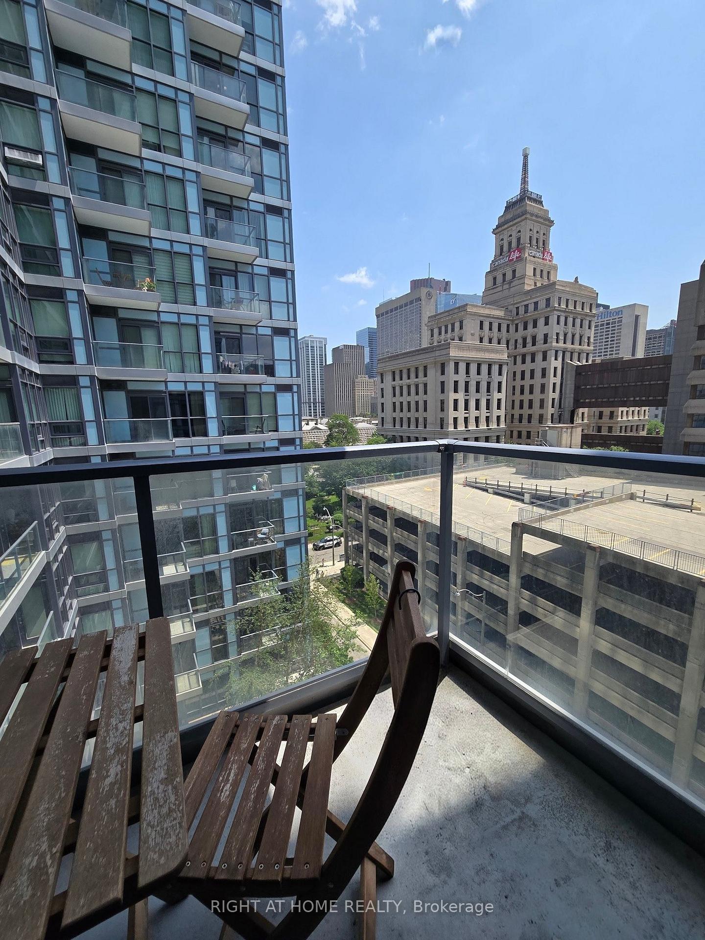 Photo 16 of Unit 802, 210 Simcoe Street, Toronto, Kensington-Chinatown — HOMEH