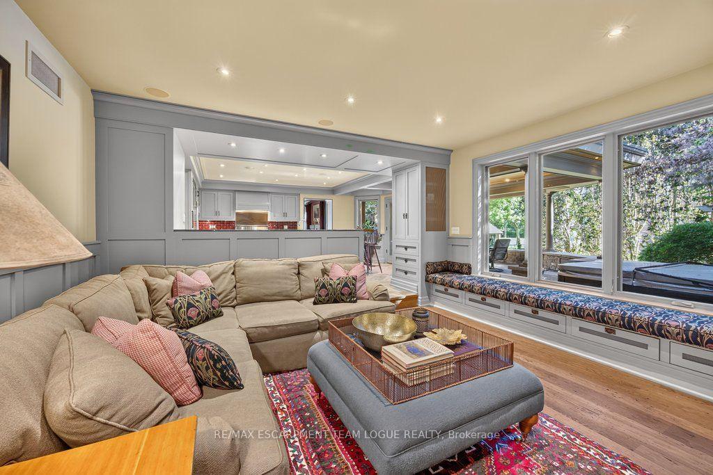 Photo 17 of 940 Tollgate Place, Burlington, Bayview — HOMEH