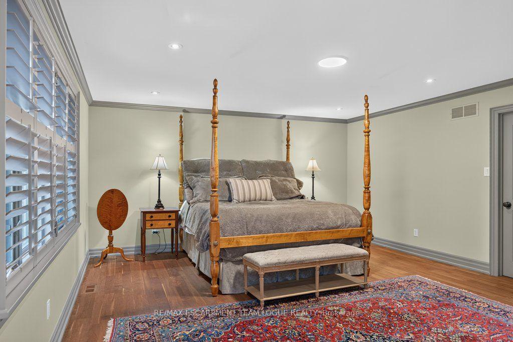 Photo 20 of 940 Tollgate Place, Burlington, Bayview — HOMEH