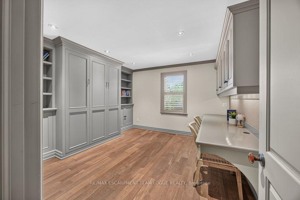 Photo 27 of 940 Tollgate Place, Burlington, Bayview — HOMEH