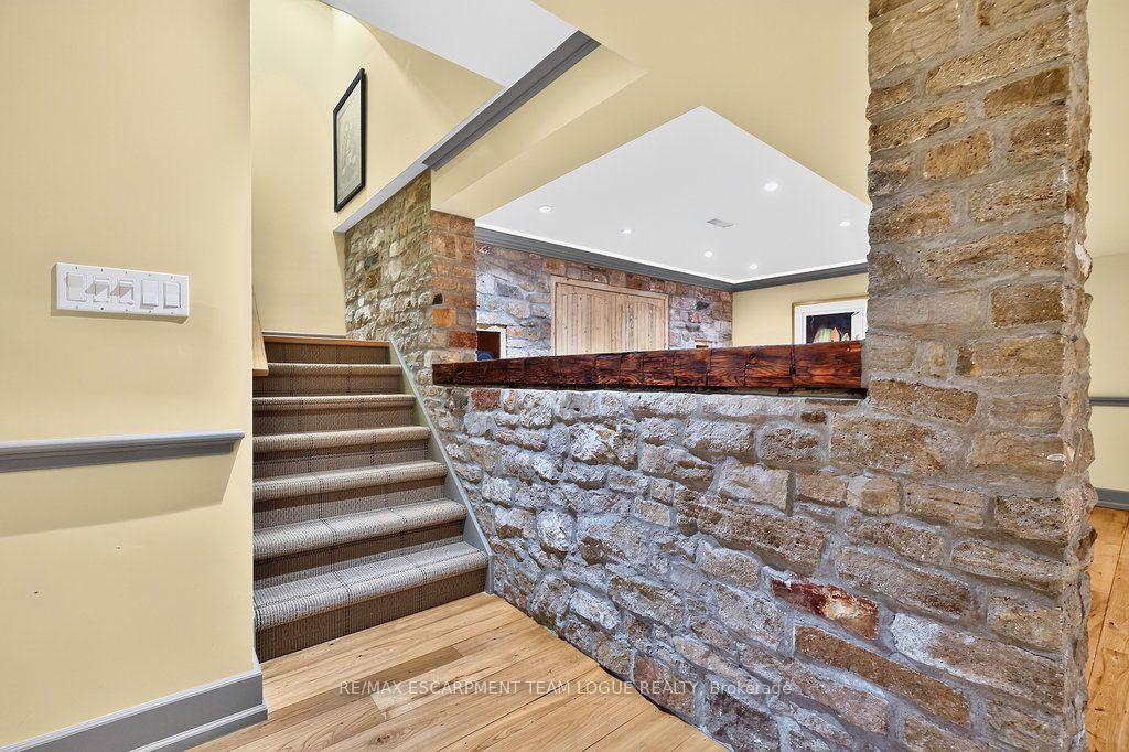 Photo 31 of 940 Tollgate Place, Burlington, Bayview — HOMEH