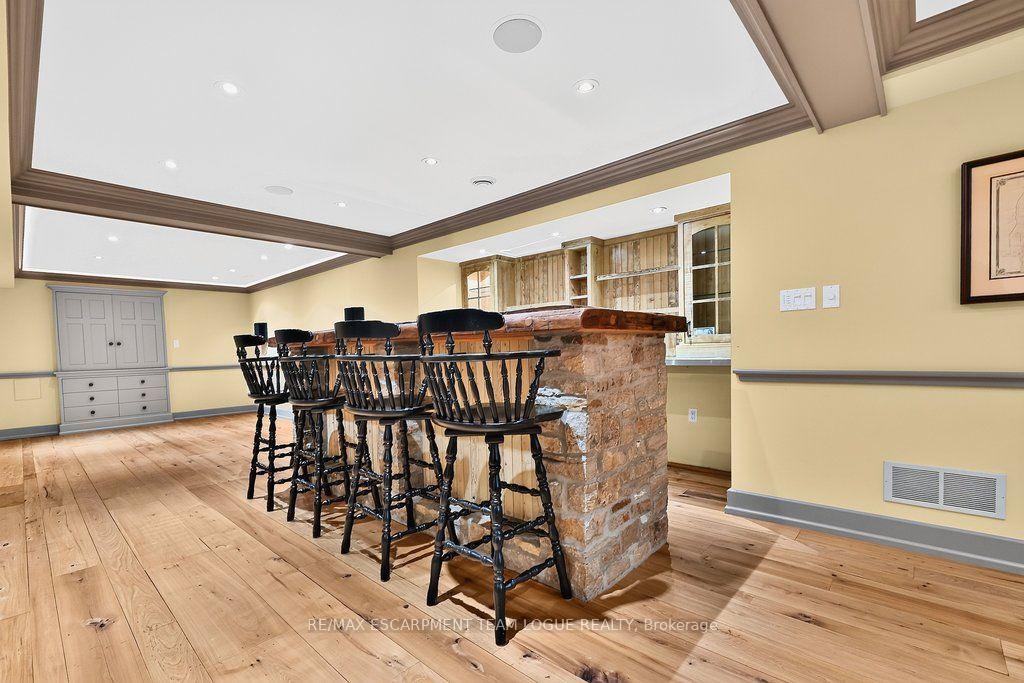 Photo 35 of 940 Tollgate Place, Burlington, Bayview — HOMEH
