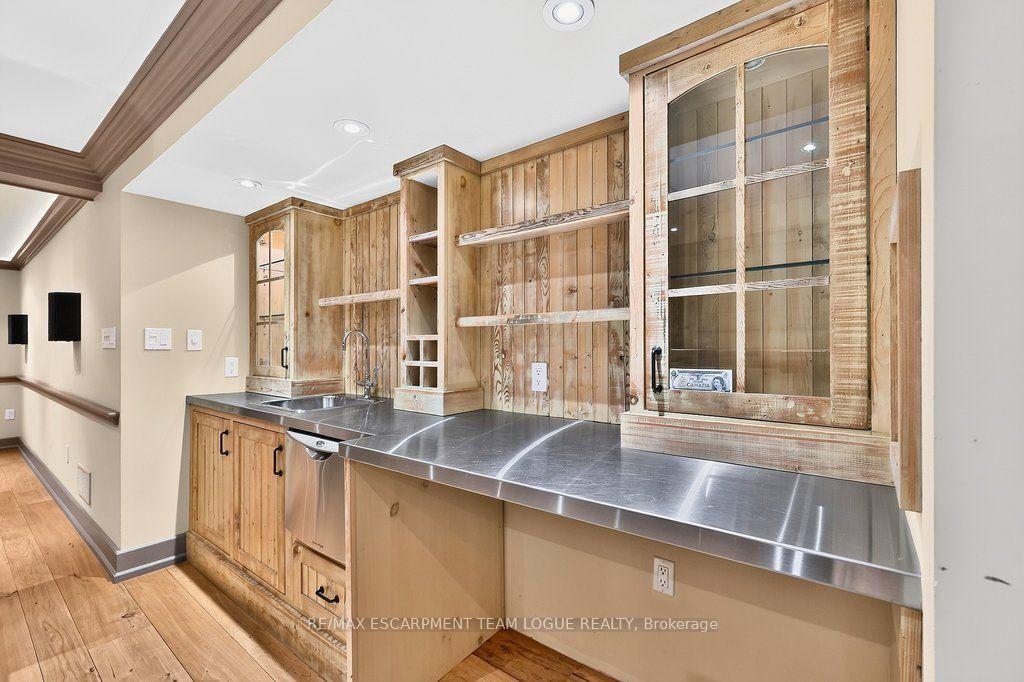 Photo 36 of 940 Tollgate Place, Burlington, Bayview — HOMEH